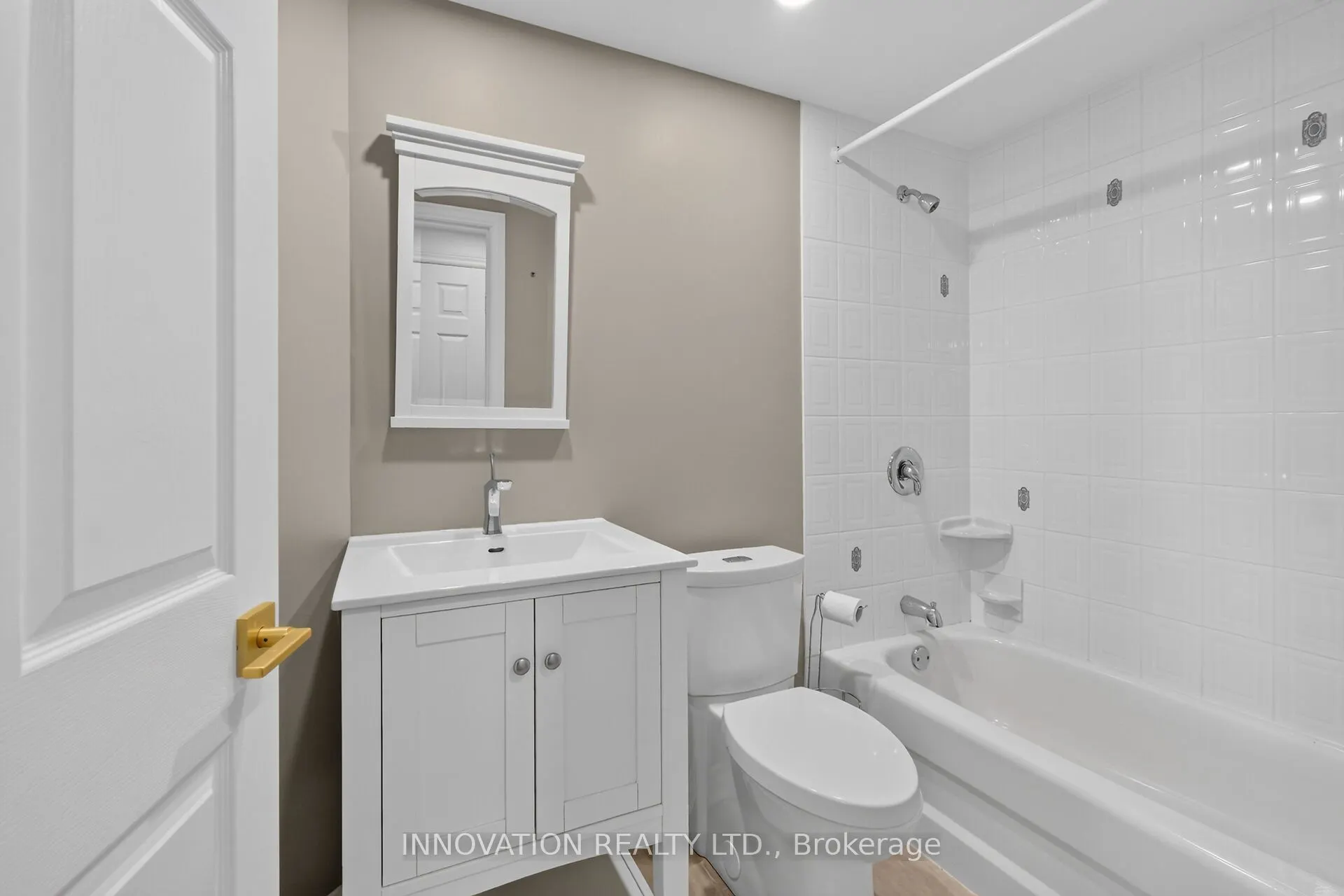 150 Robson Court #2C