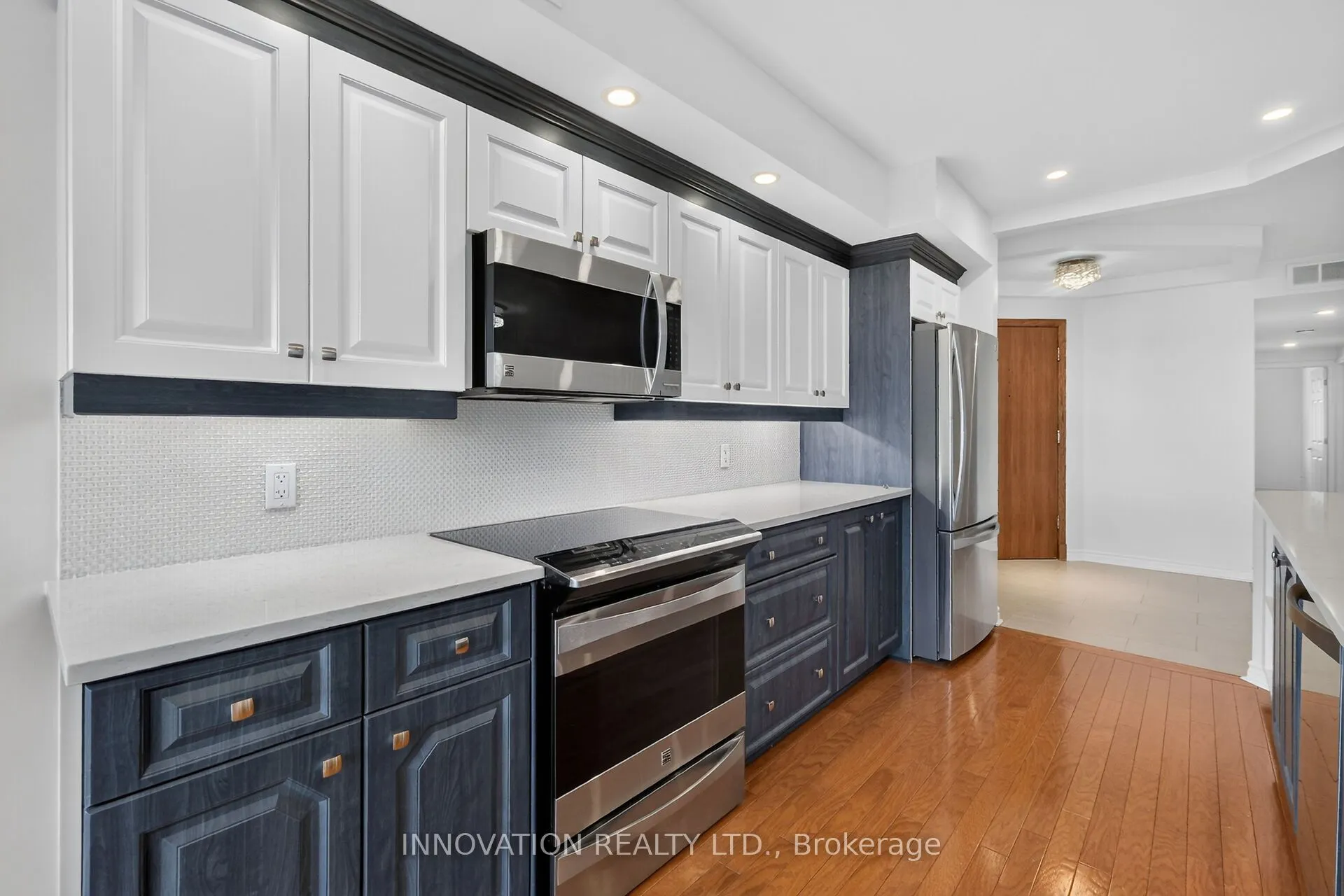 150 Robson Court #2C