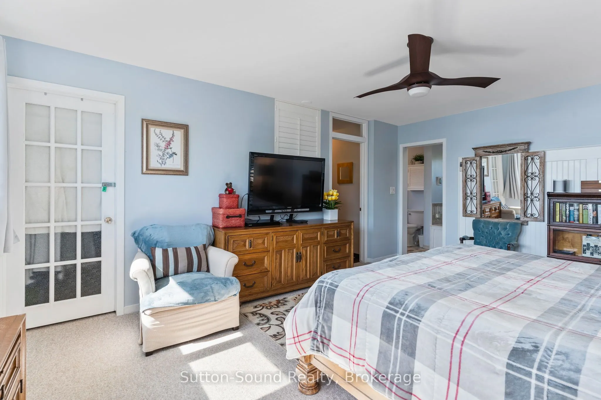 427 Balmy Beach Road