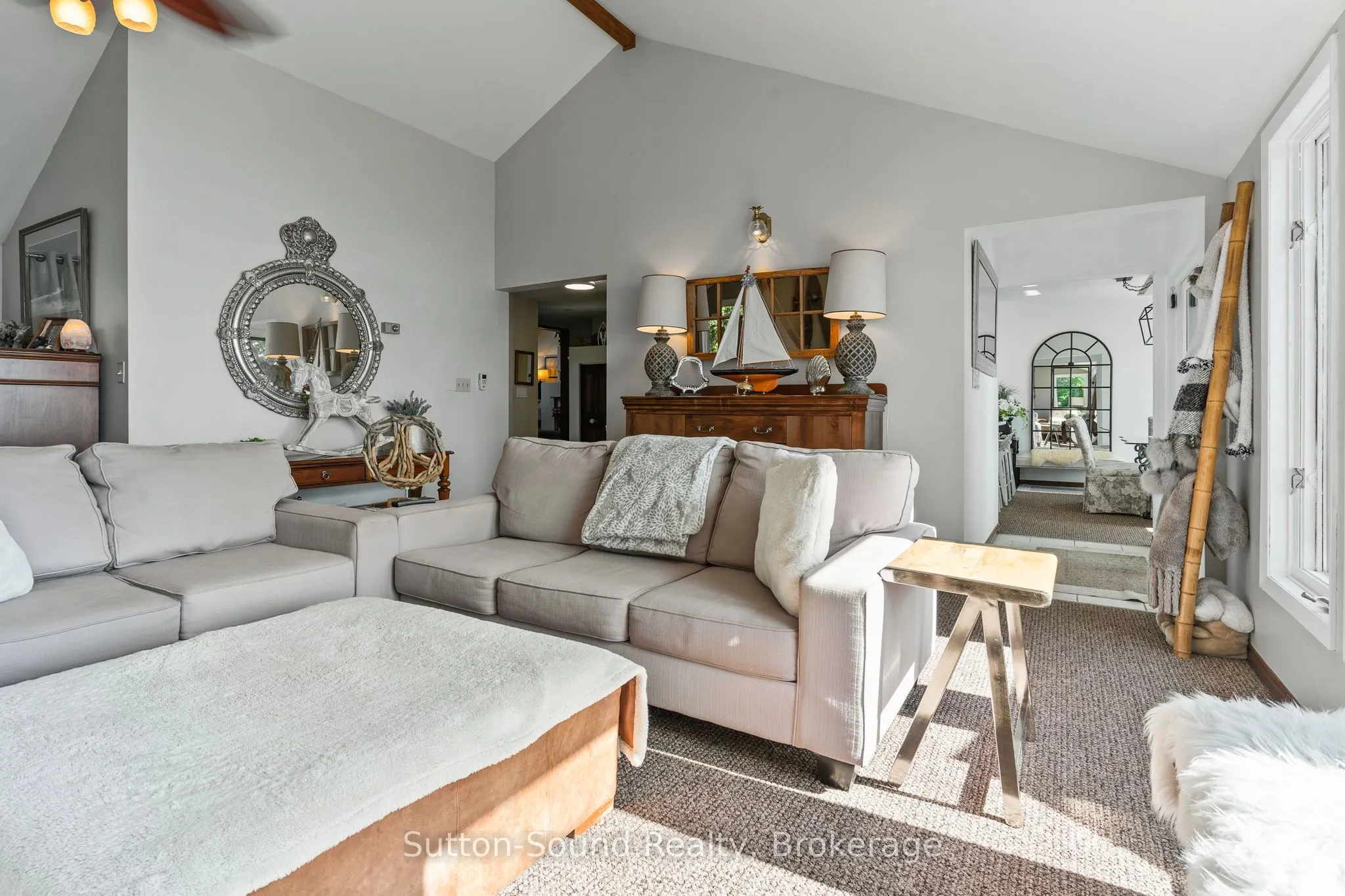 427 Balmy Beach Road