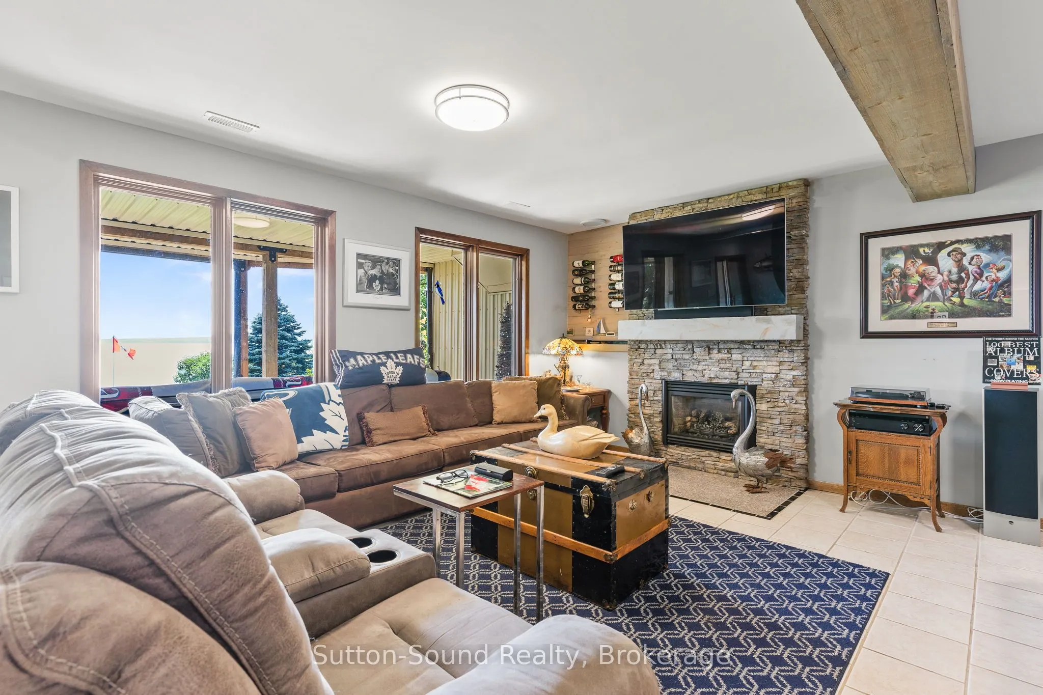 427 Balmy Beach Road