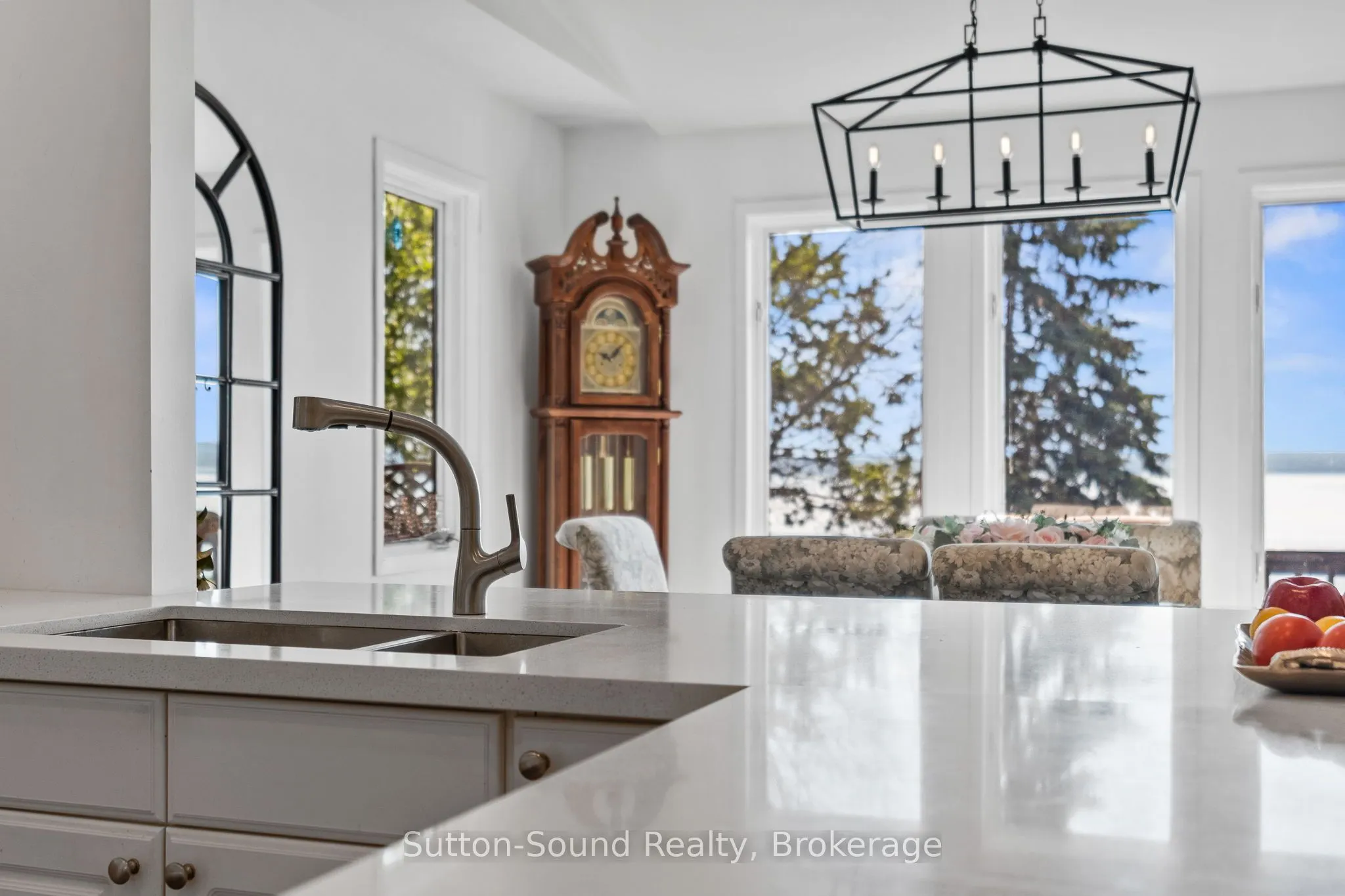 427 Balmy Beach Road