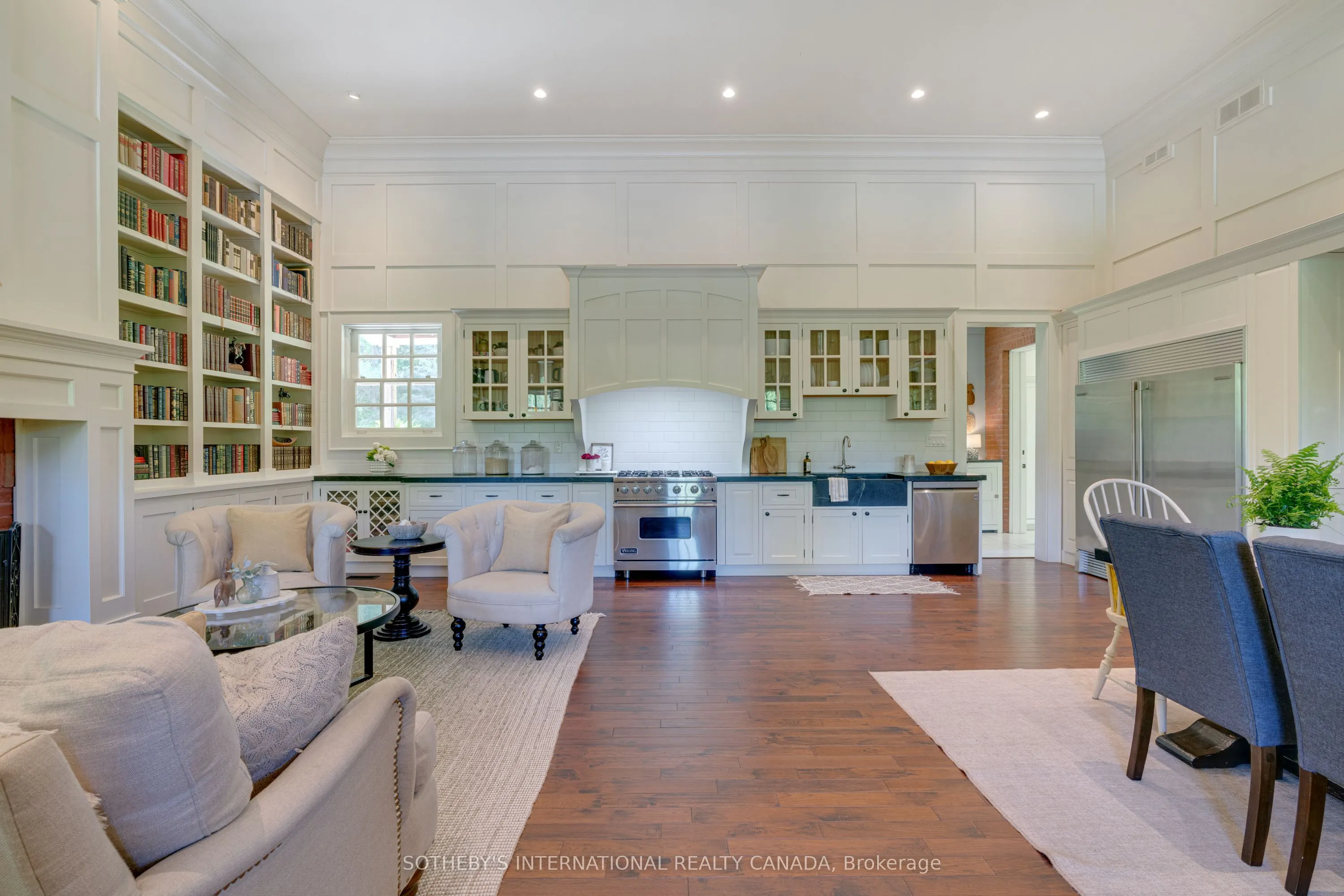 2877 McSherry Lane