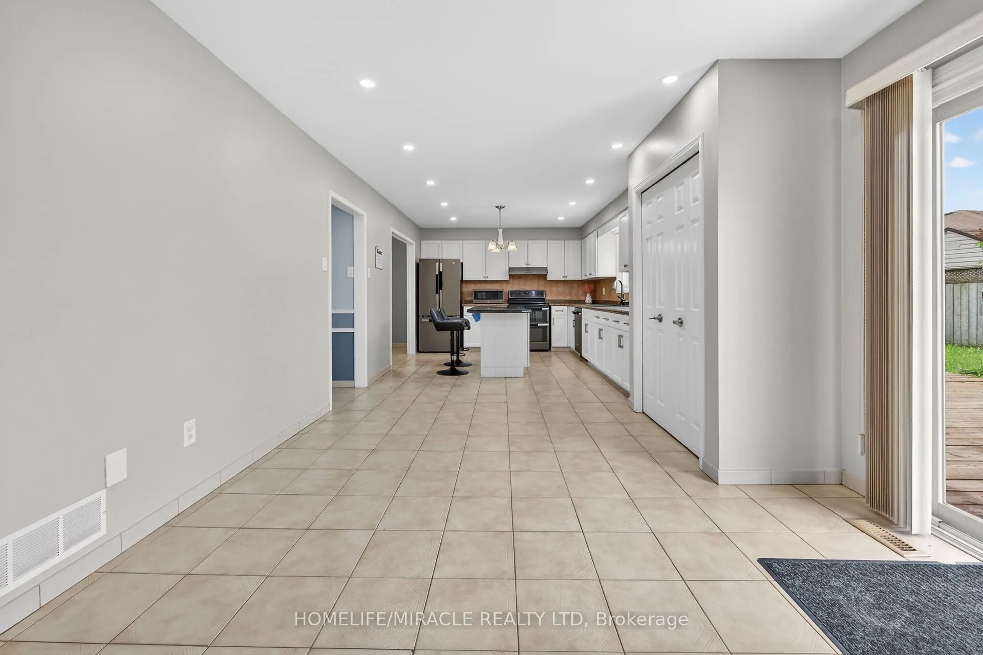 34 Capri Crescent
