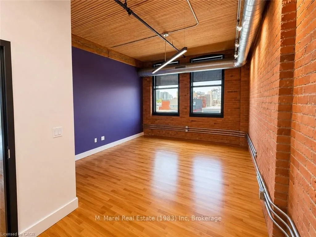 69 John Street S #450