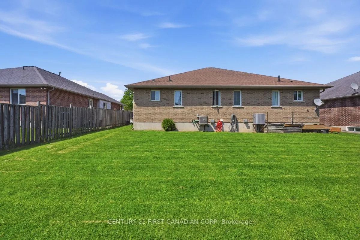 30 Pear Tree Avenue