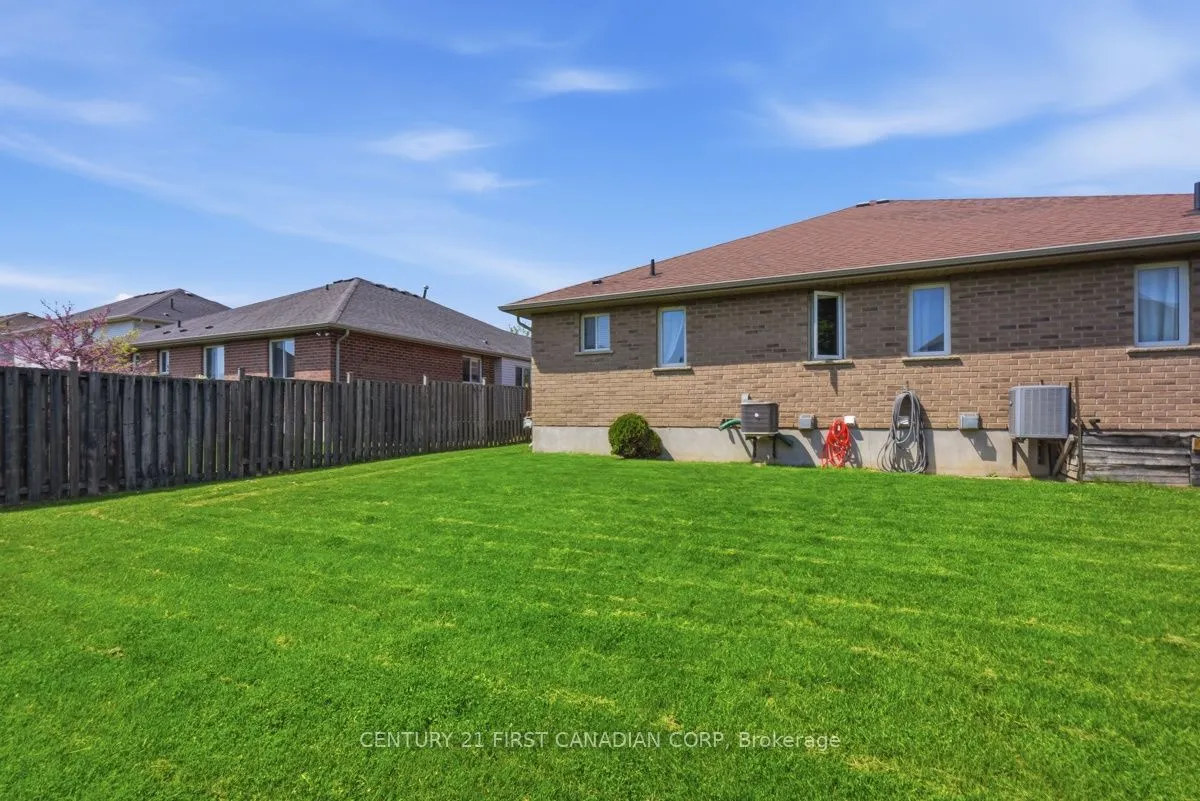 30 Pear Tree Avenue