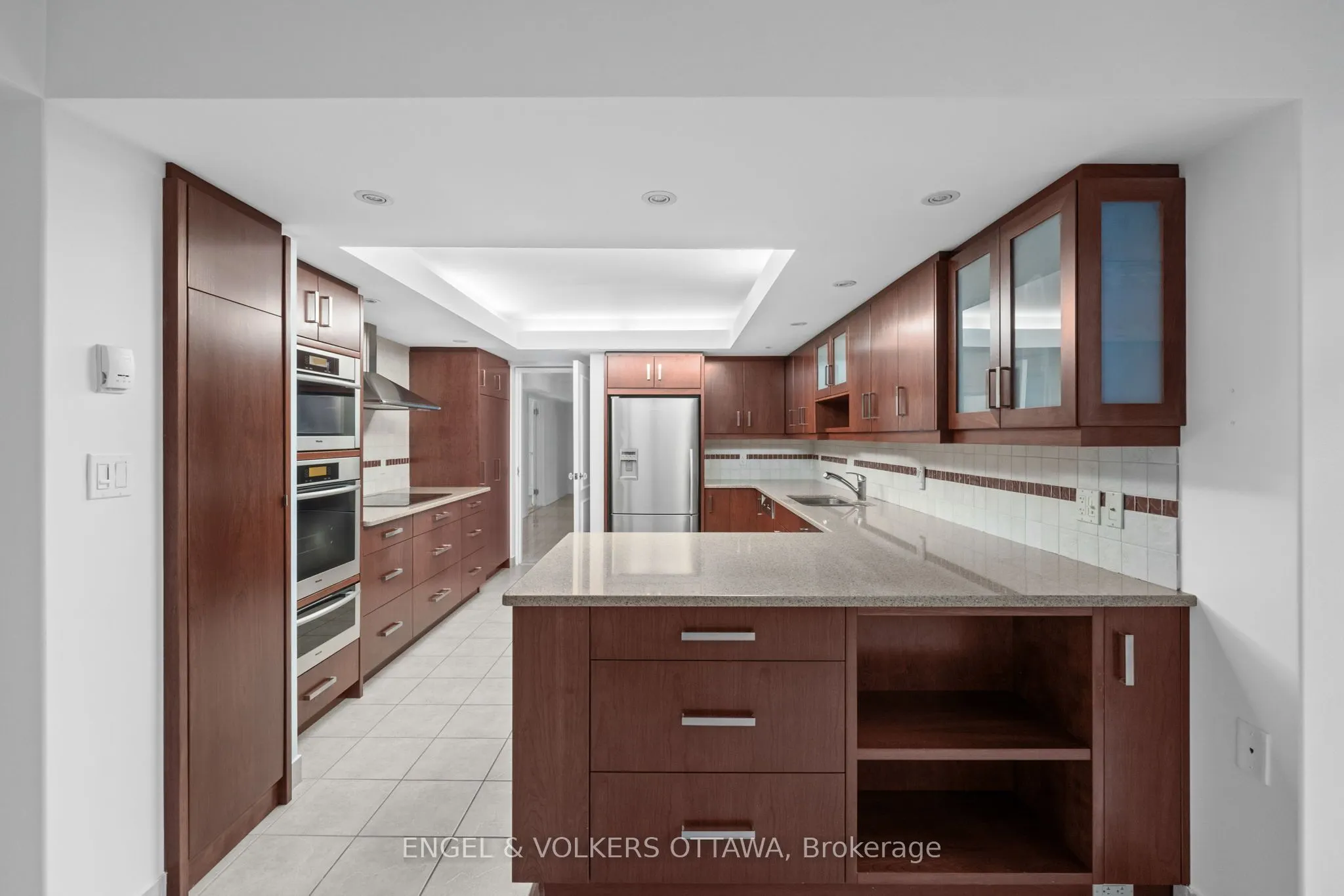 111 Echo Drive #406