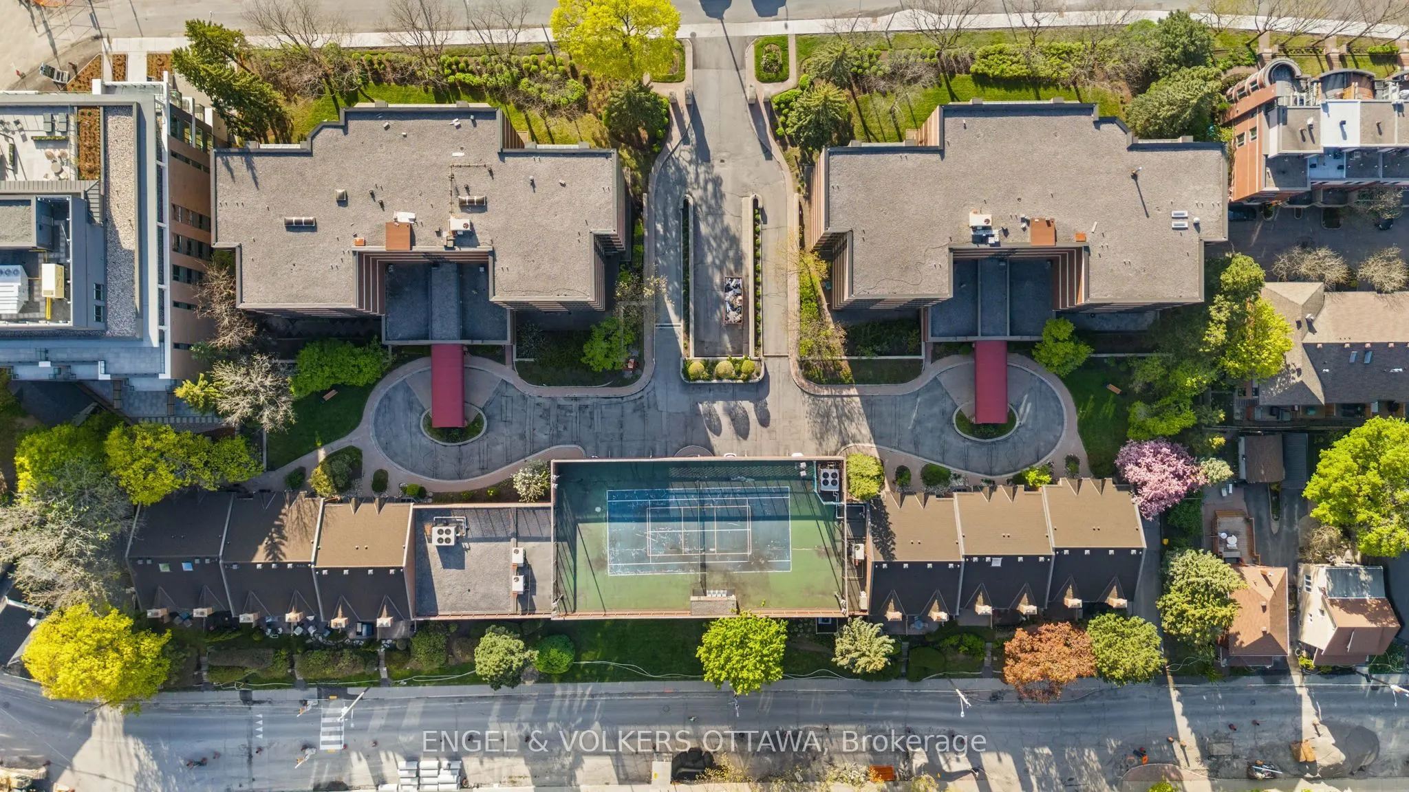 111 Echo Drive #406