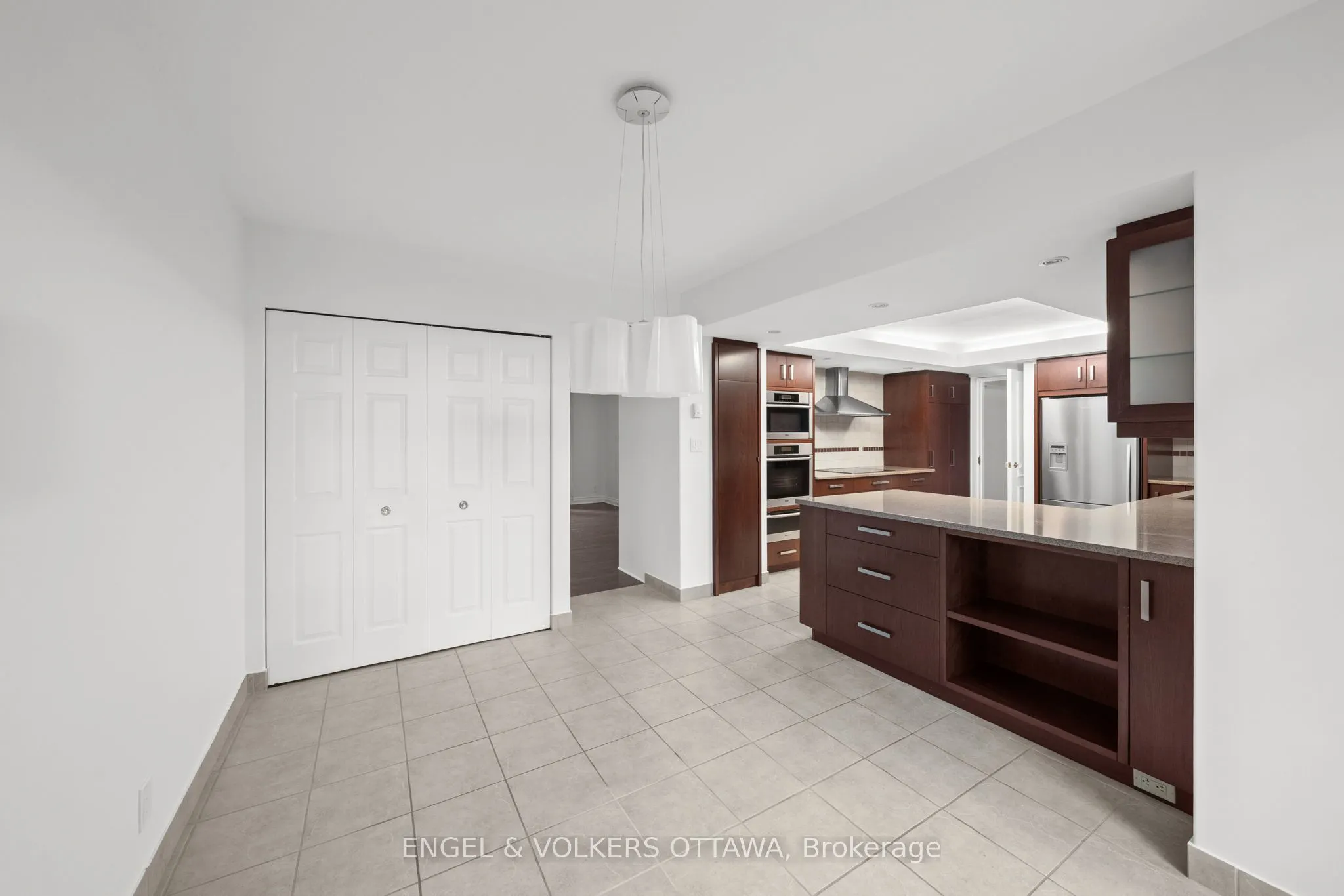 111 Echo Drive #406