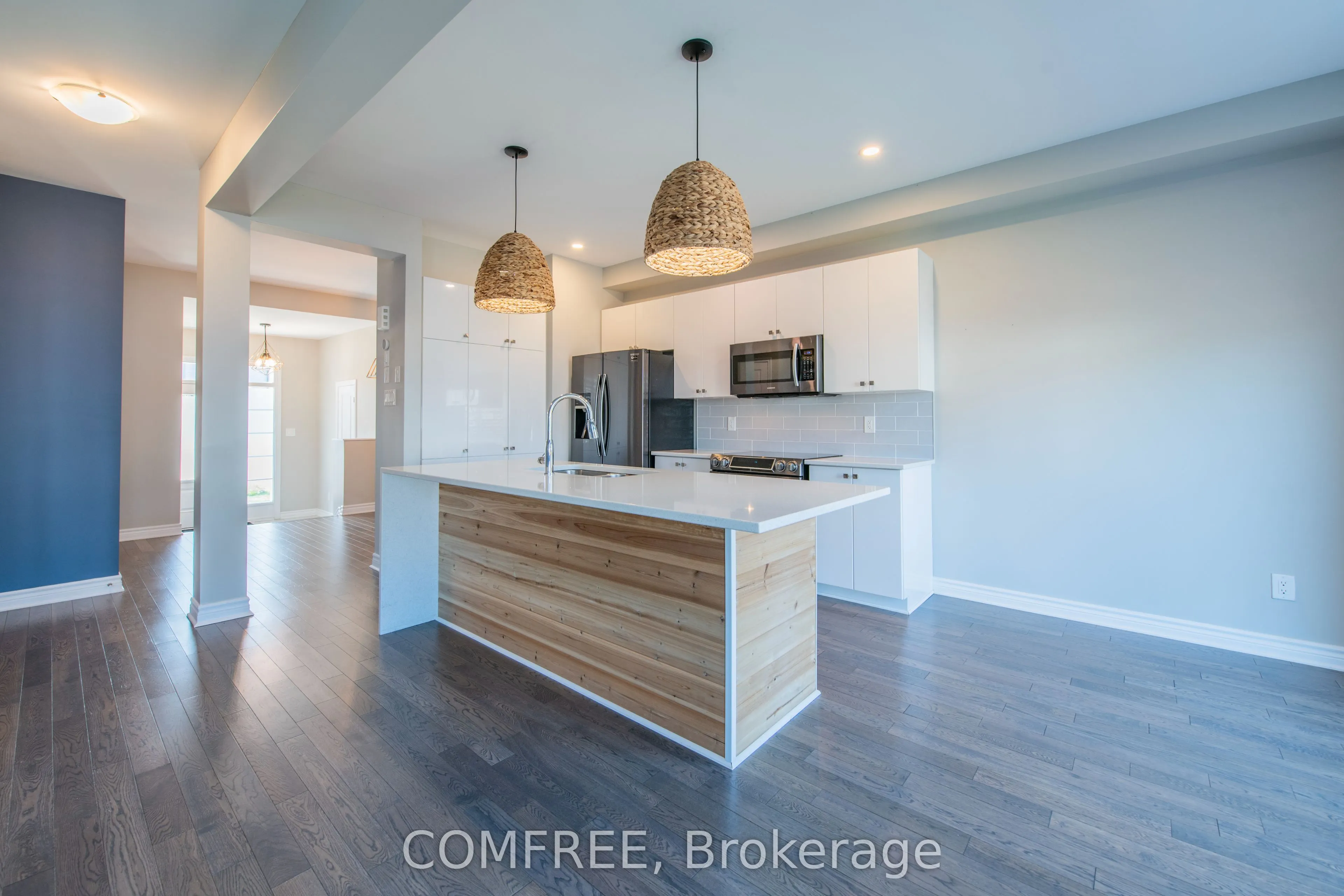 206 Kimpton Drive