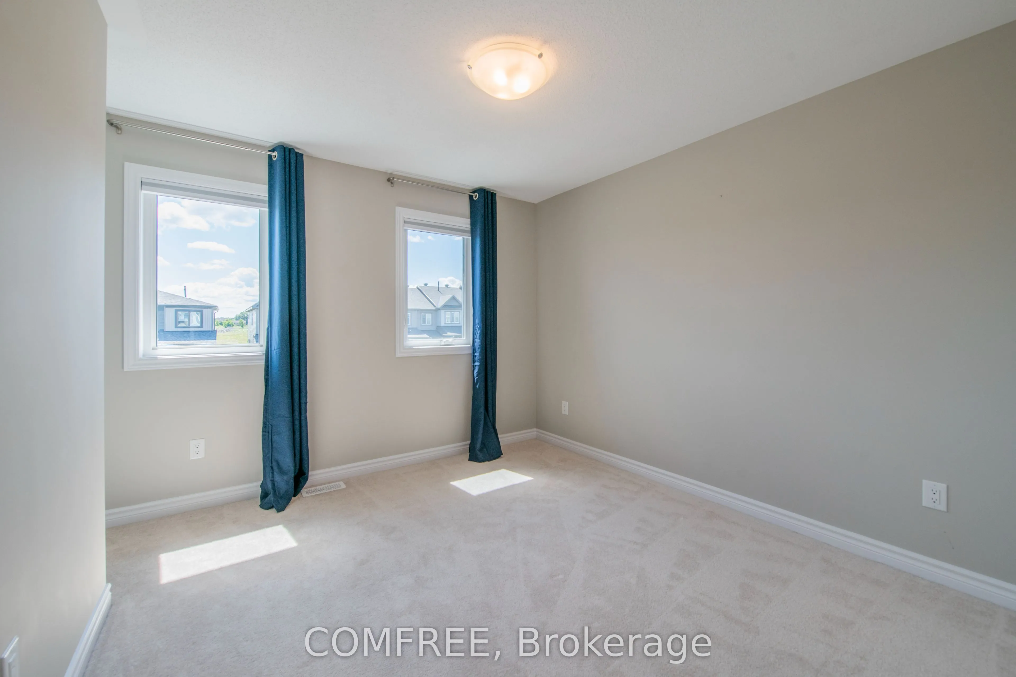 206 Kimpton Drive