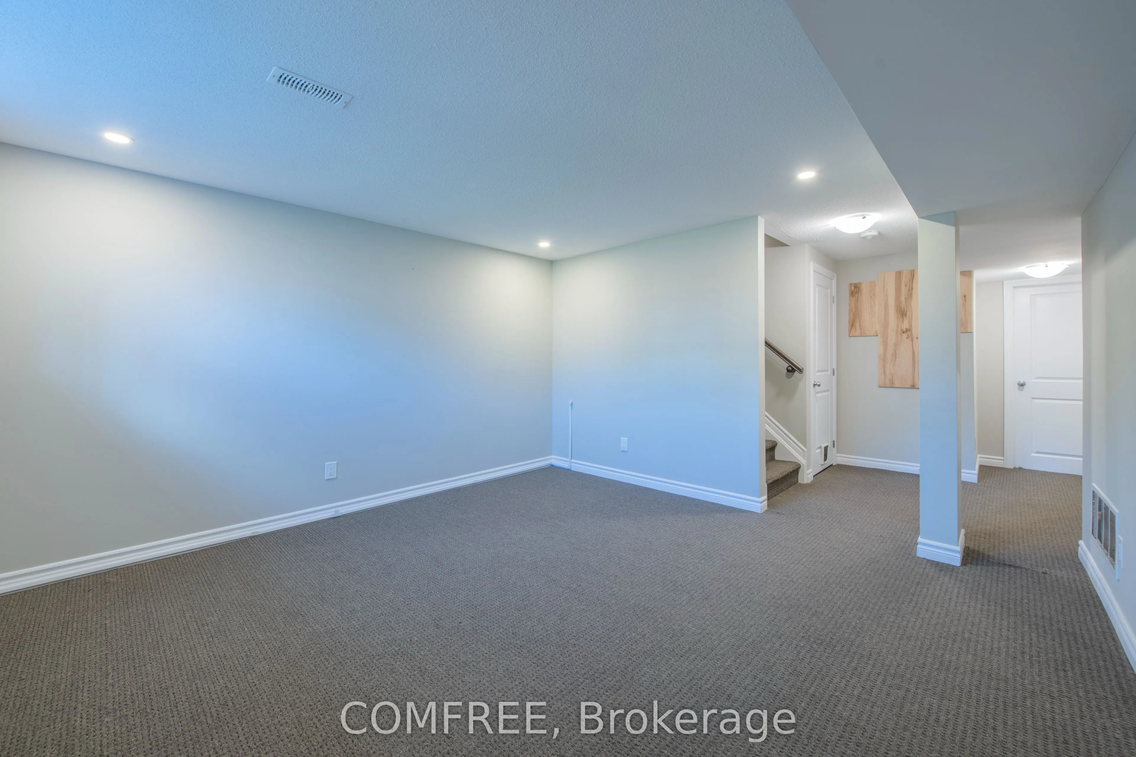 206 Kimpton Drive