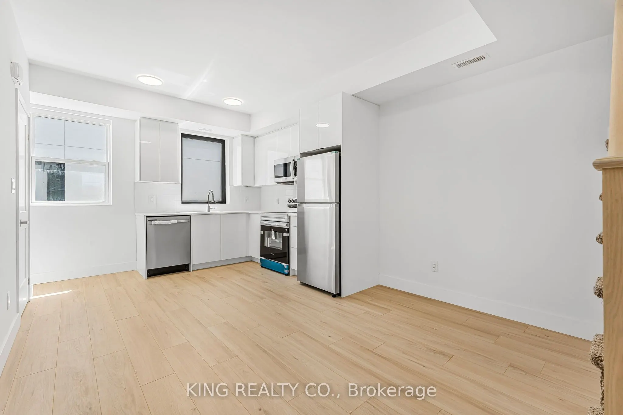 7277 Wilson Crescent #302