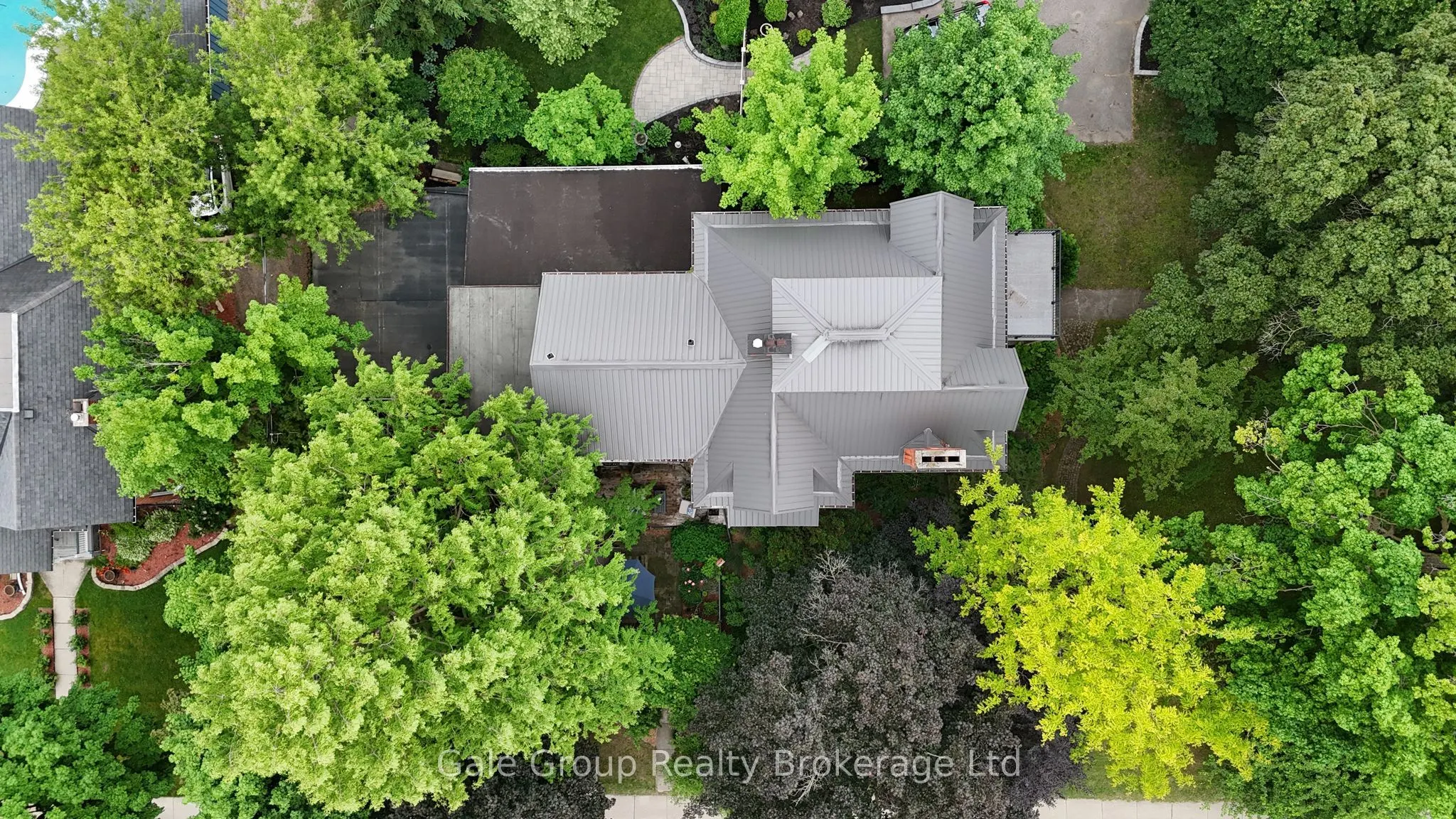 105 Vansittart Avenue