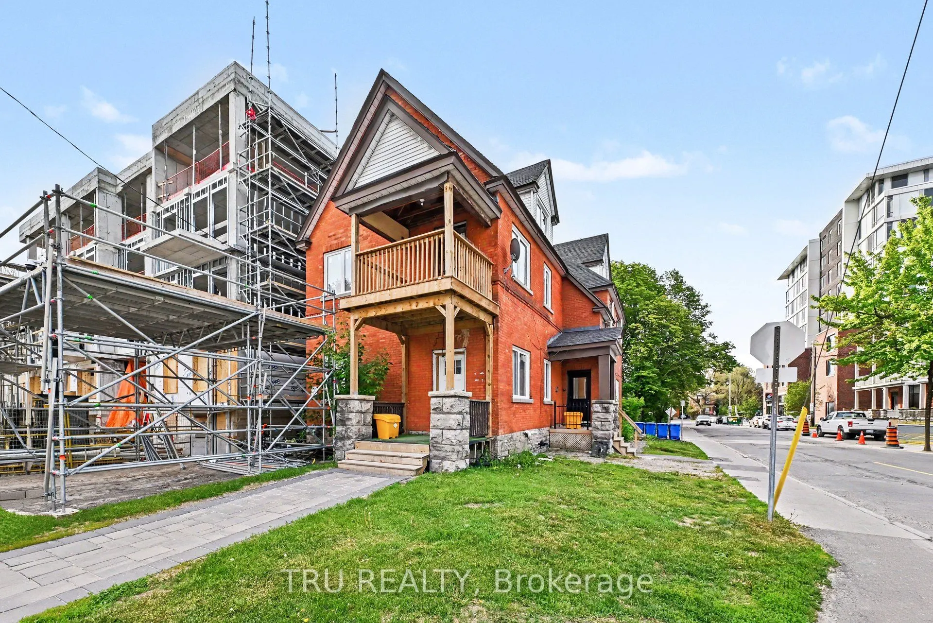 351 Friel Street