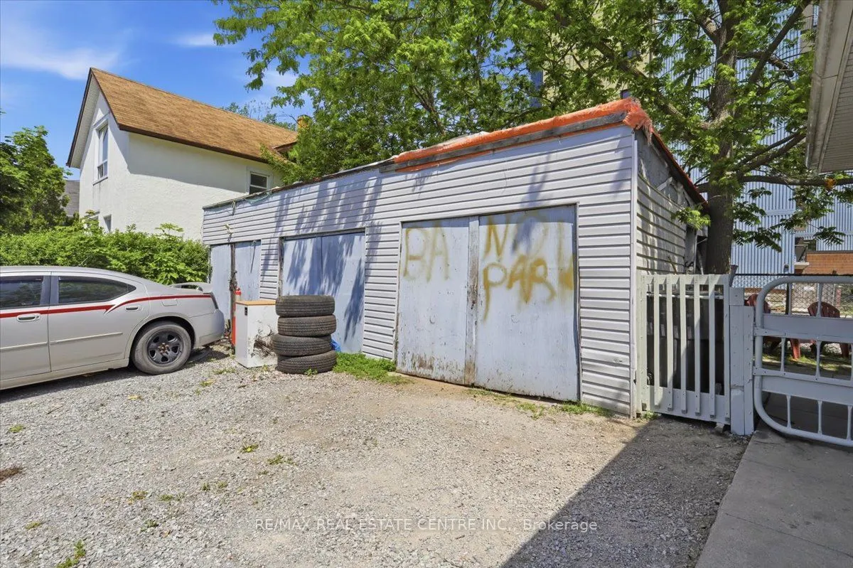 233 King Street