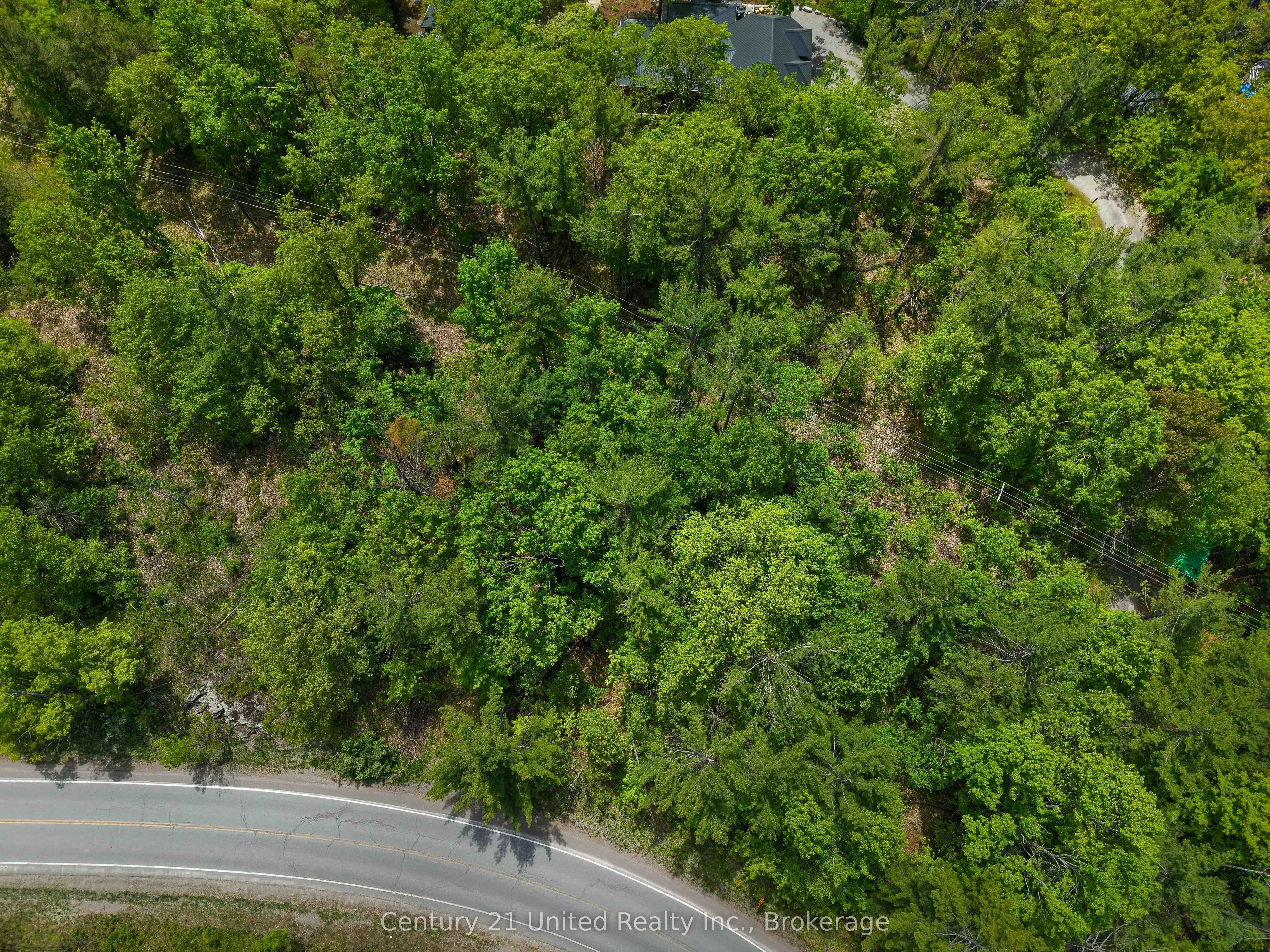 832 Northey's Bay Road