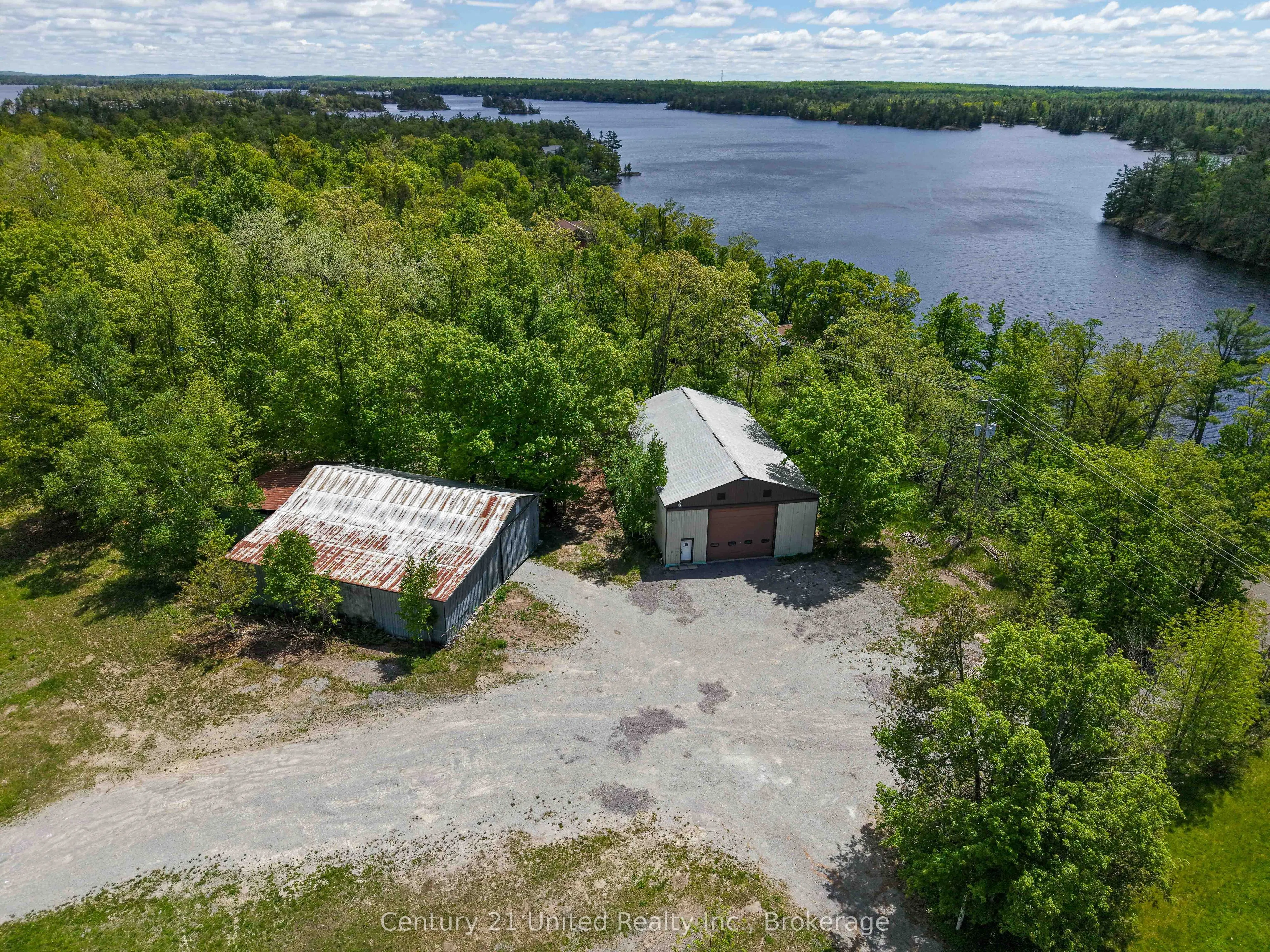 832 Northey's Bay Road