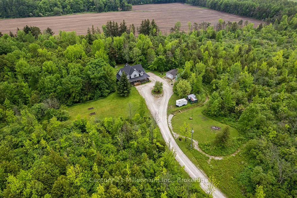 245650 22 Side Road