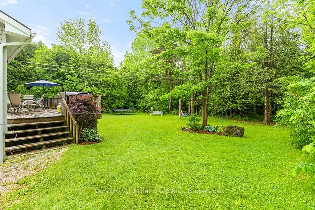 245650 22 Side Road