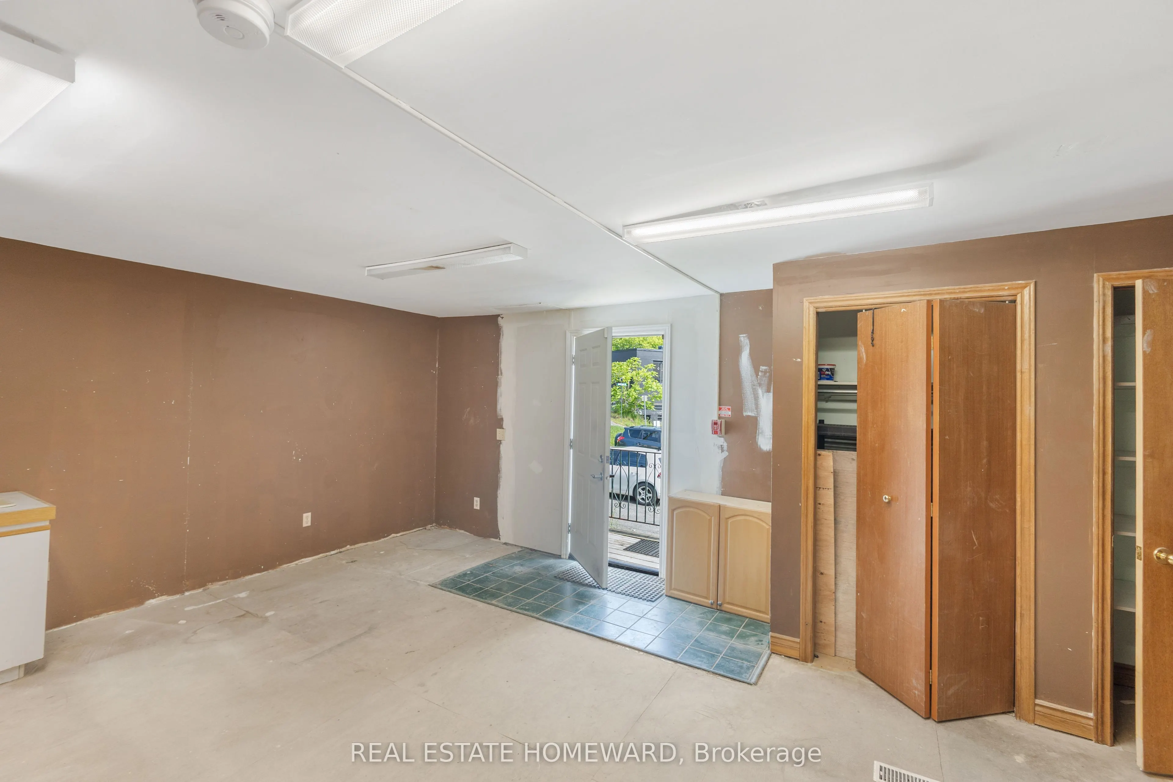 102 Walton Street