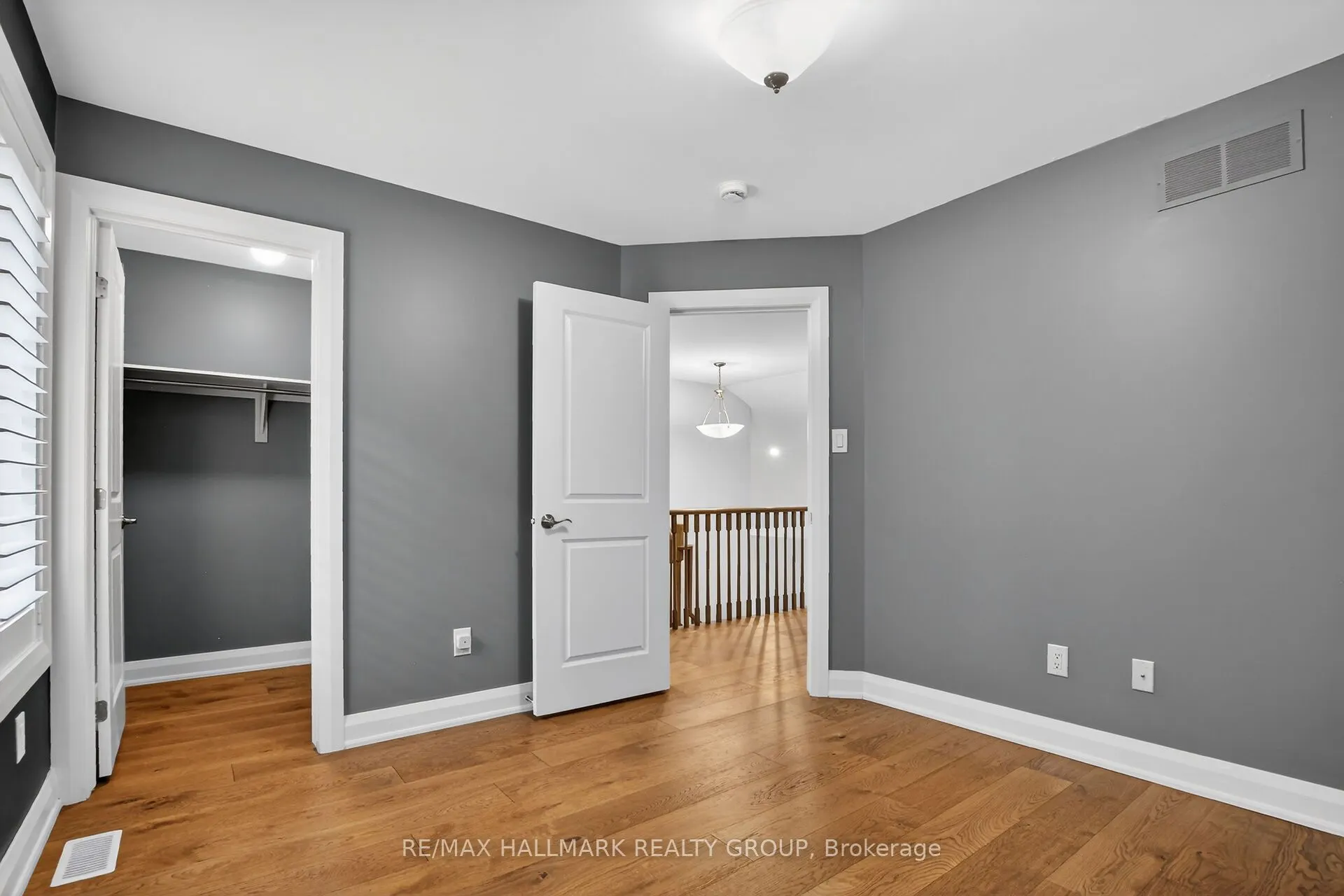 341 Serenade Crescent