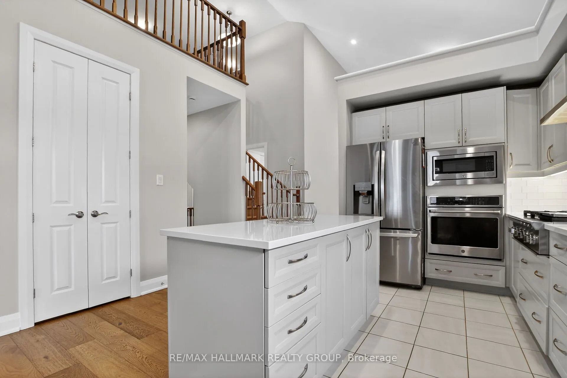 341 Serenade Crescent