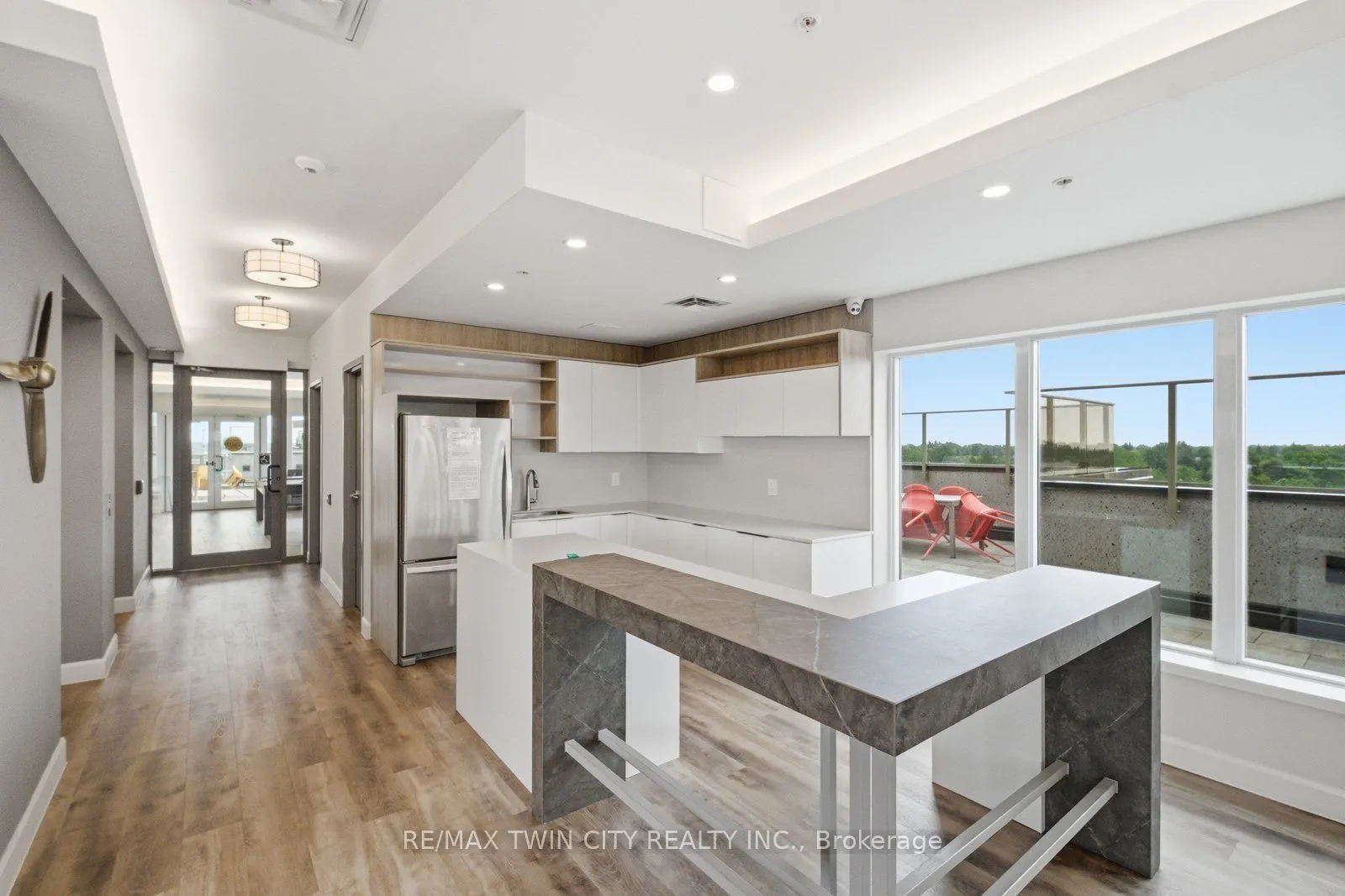 34 Norman Street #108