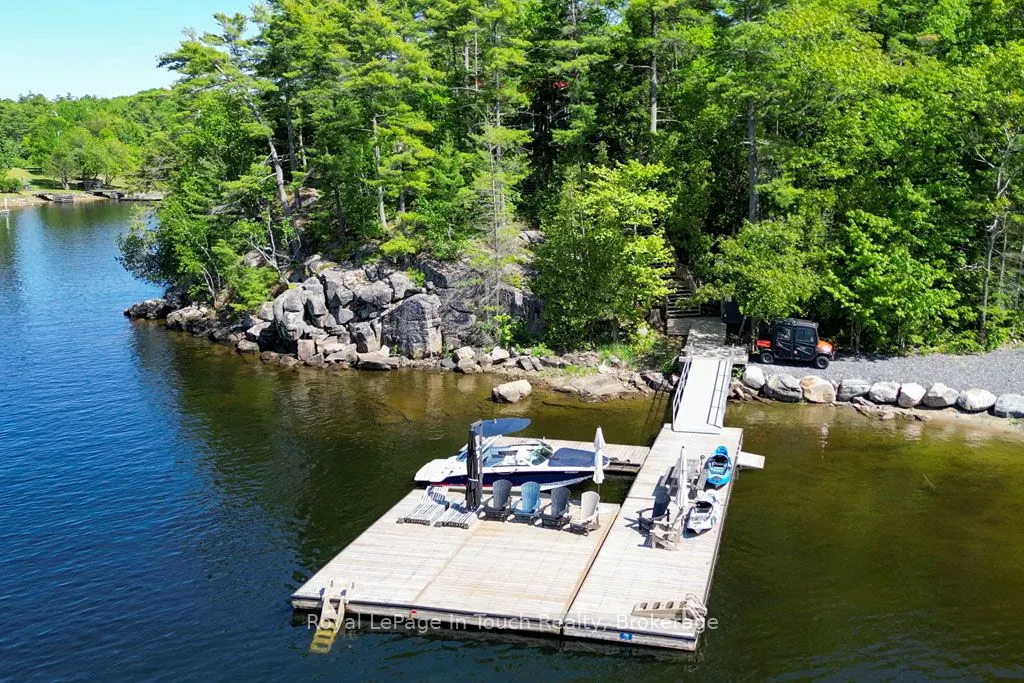 700 Island 980 / Deer Island