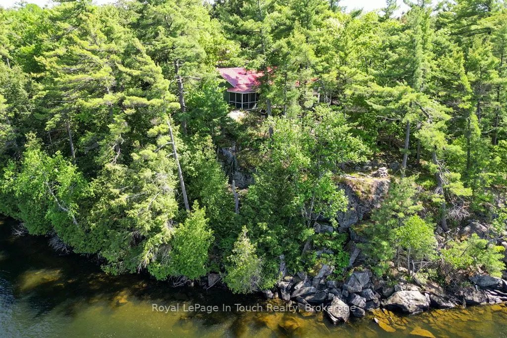 700 Island 980 / Deer Island