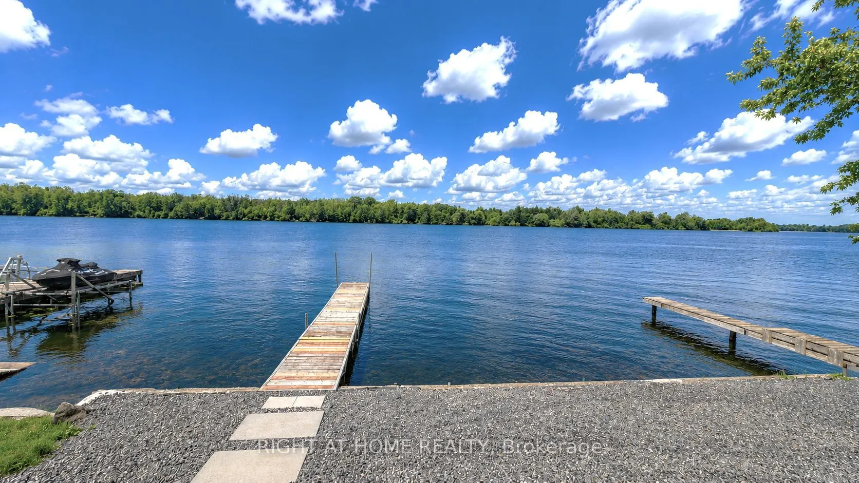 3858 Rideau River Road