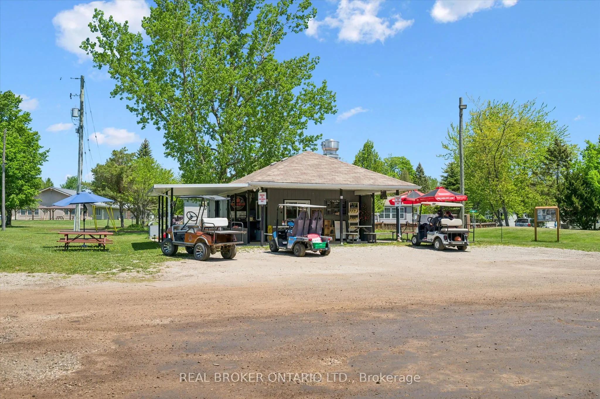 157 Cedar Crescent