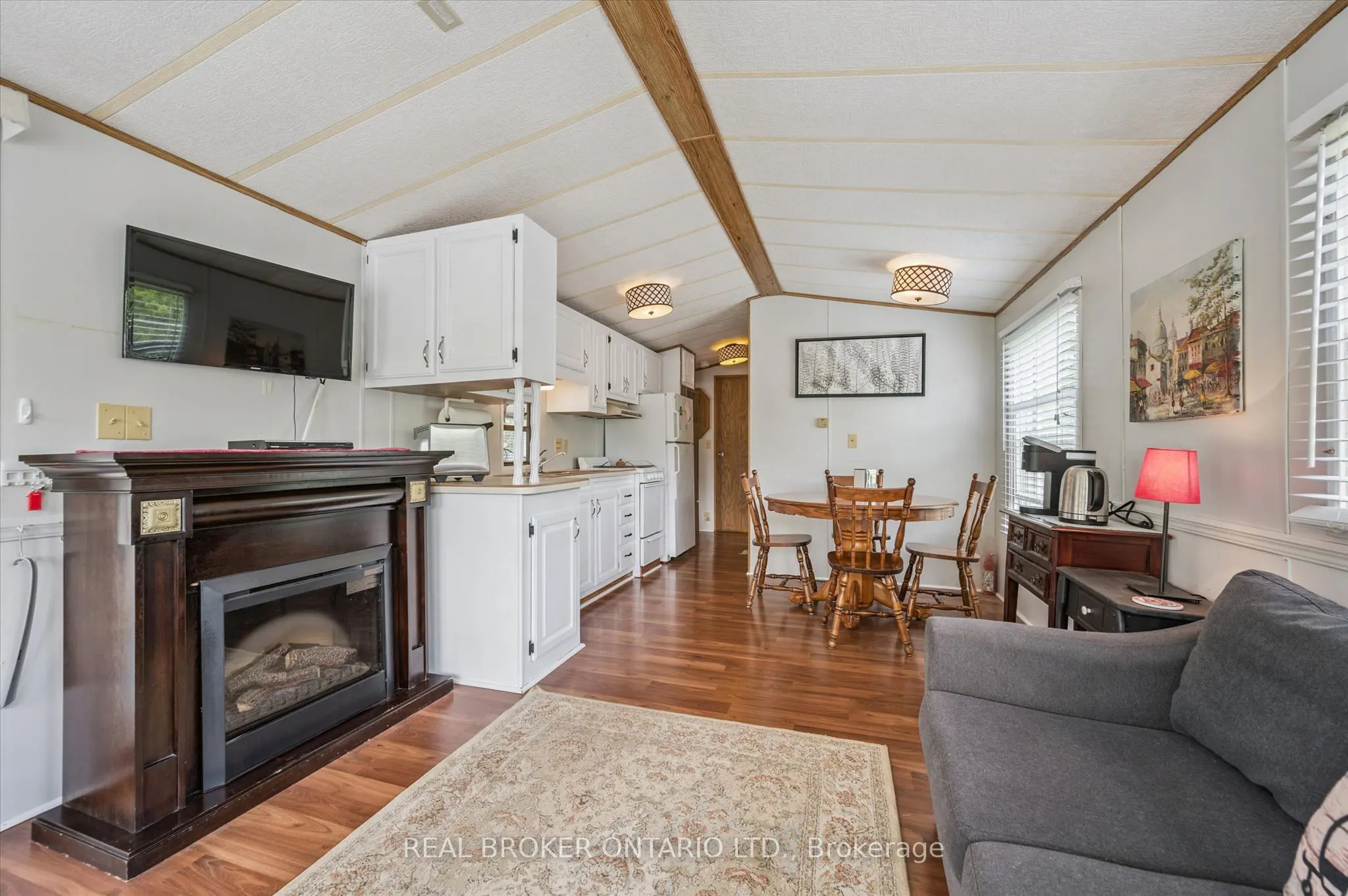 157 Cedar Crescent