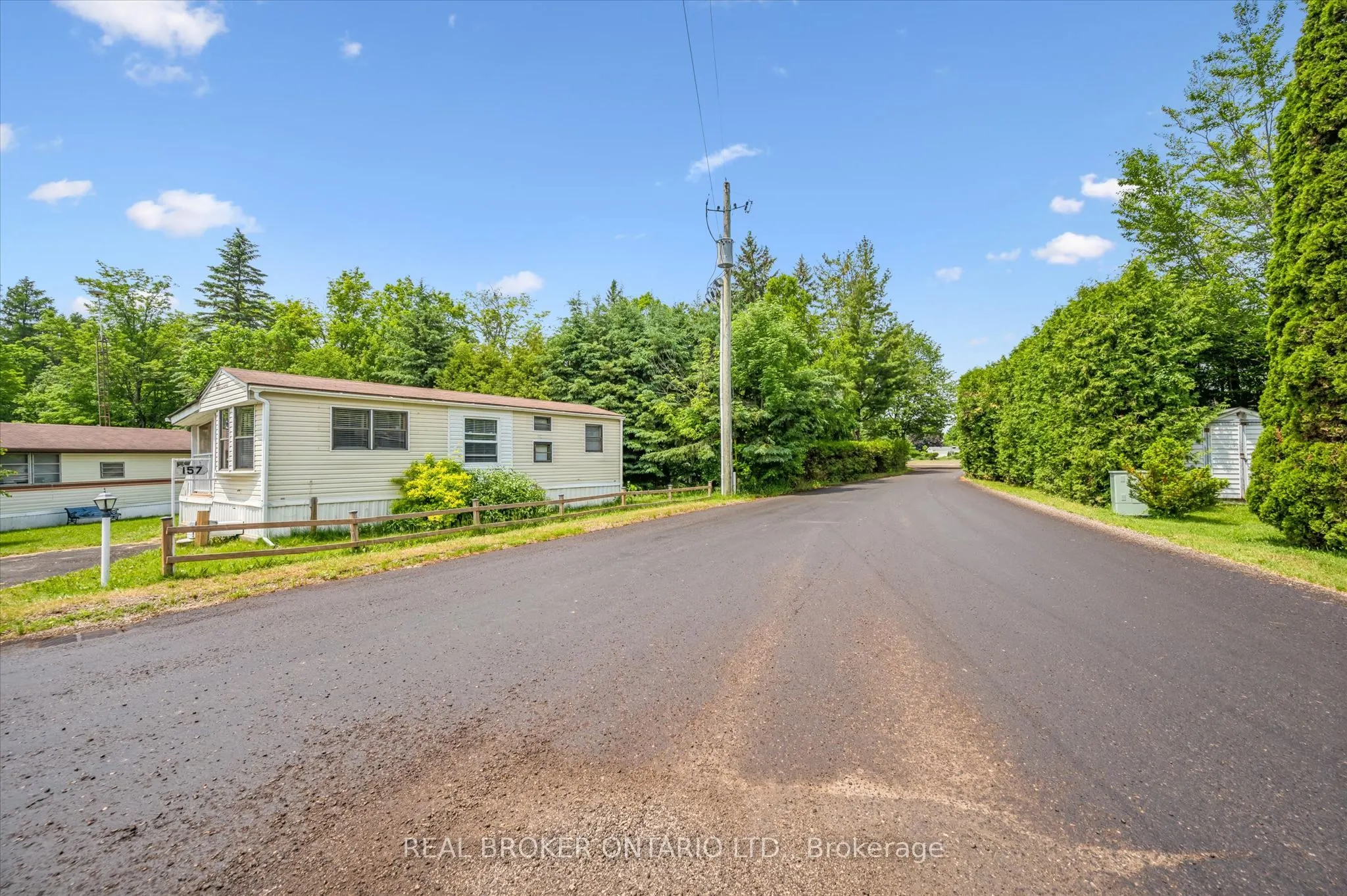 157 Cedar Crescent