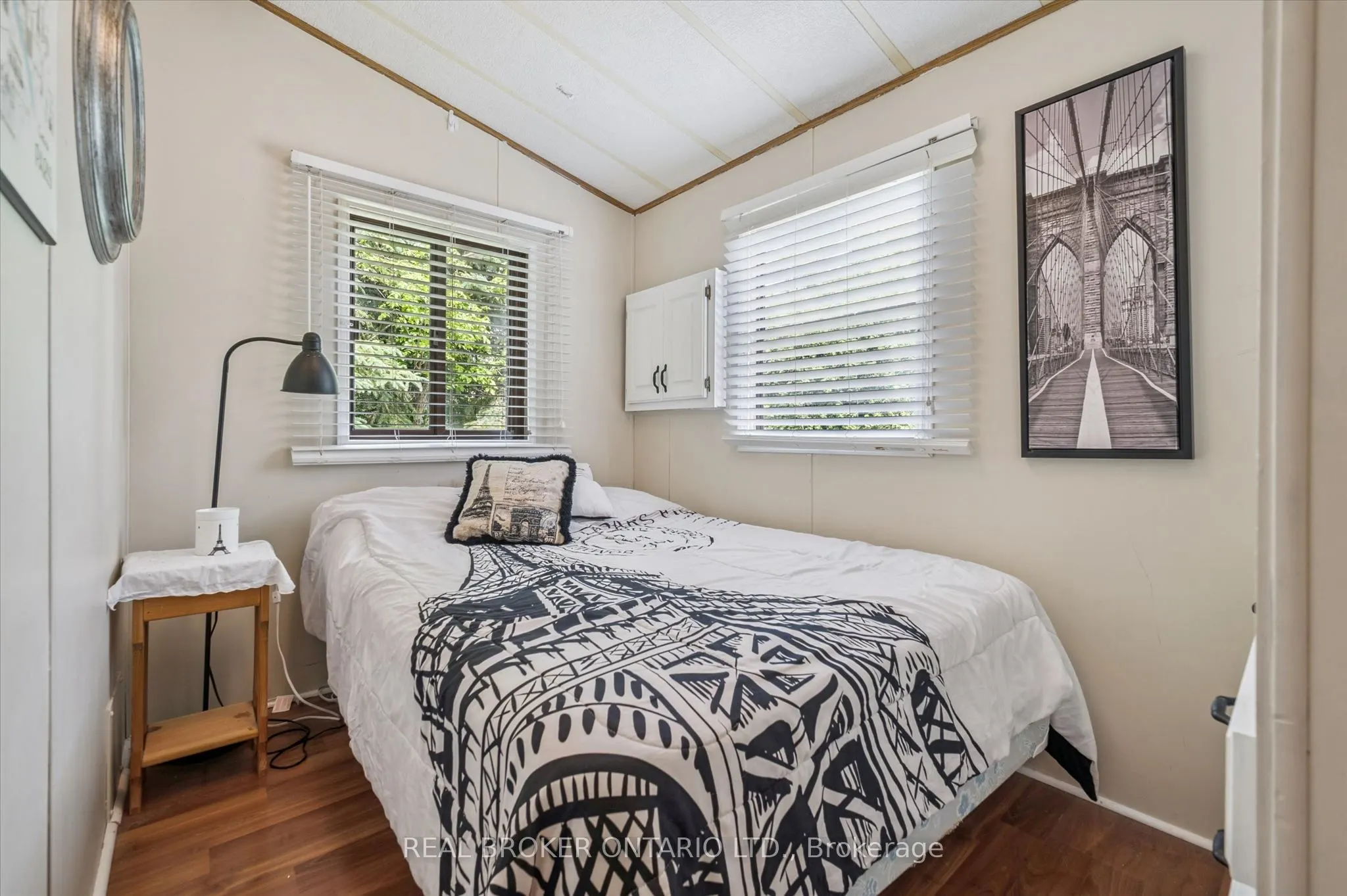 157 Cedar Crescent