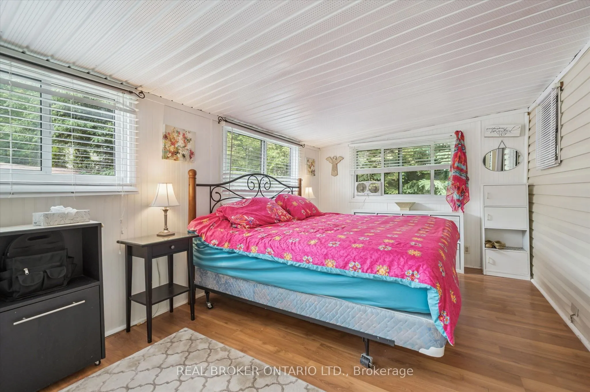 157 Cedar Crescent