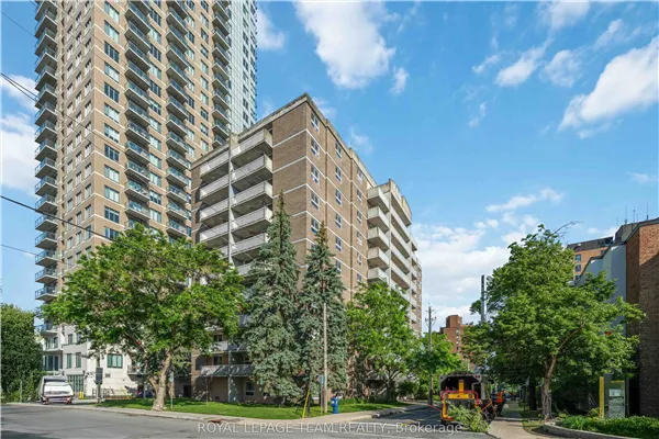 110 Forward Avenue #203