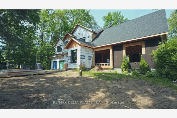 8 Pineglen Crescent