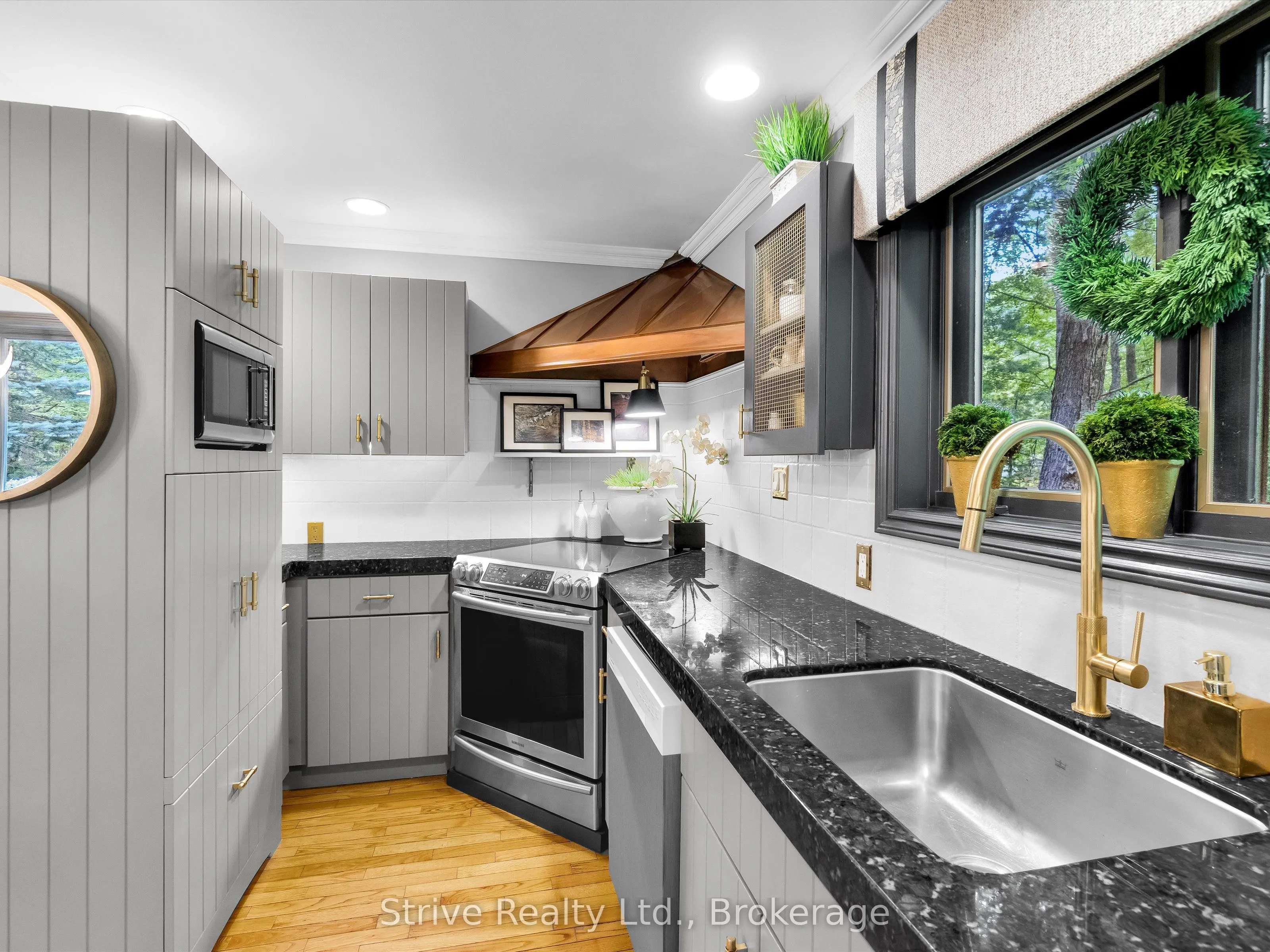 1035 George Road
