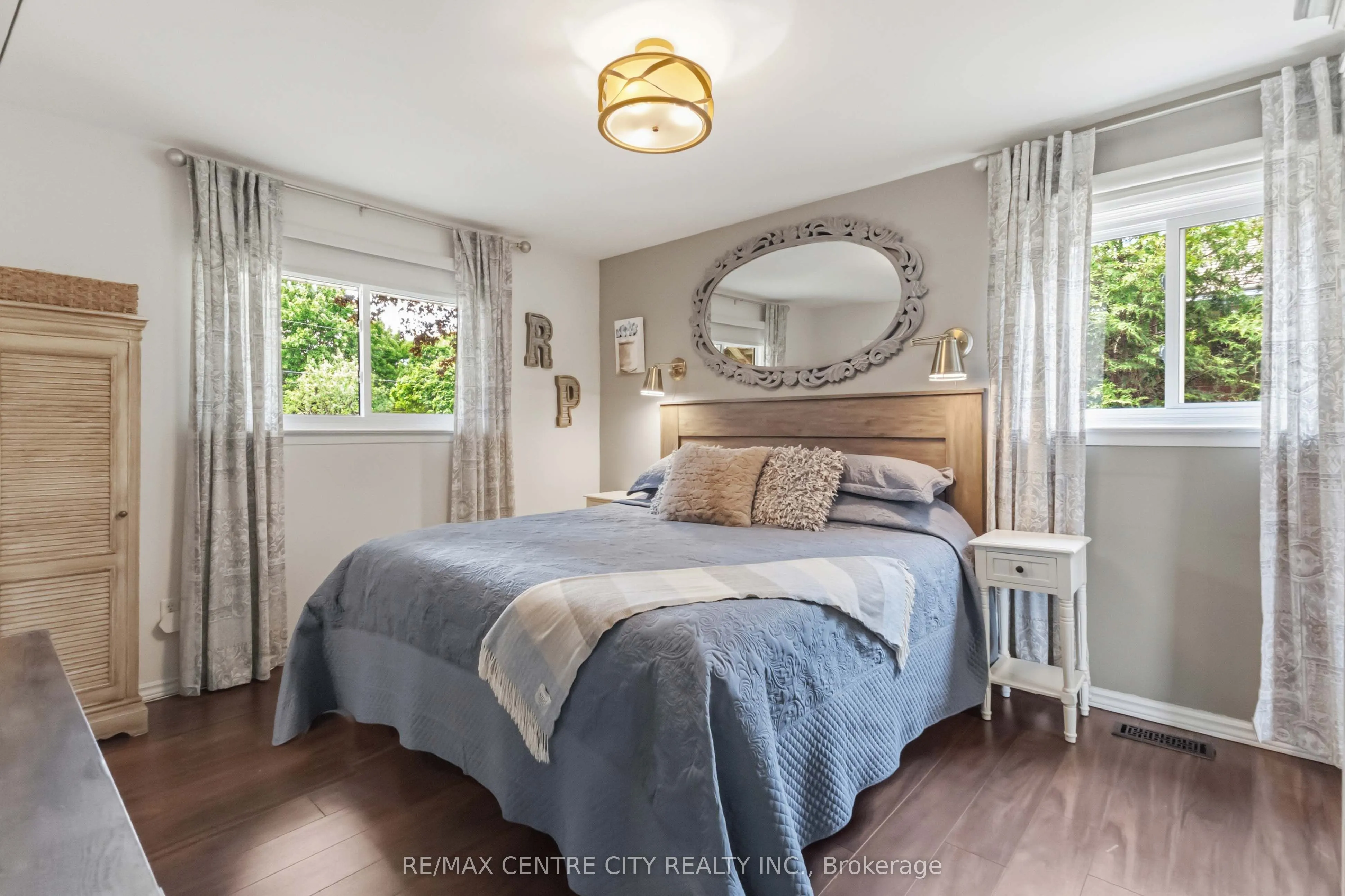 70 Brentwood Crescent