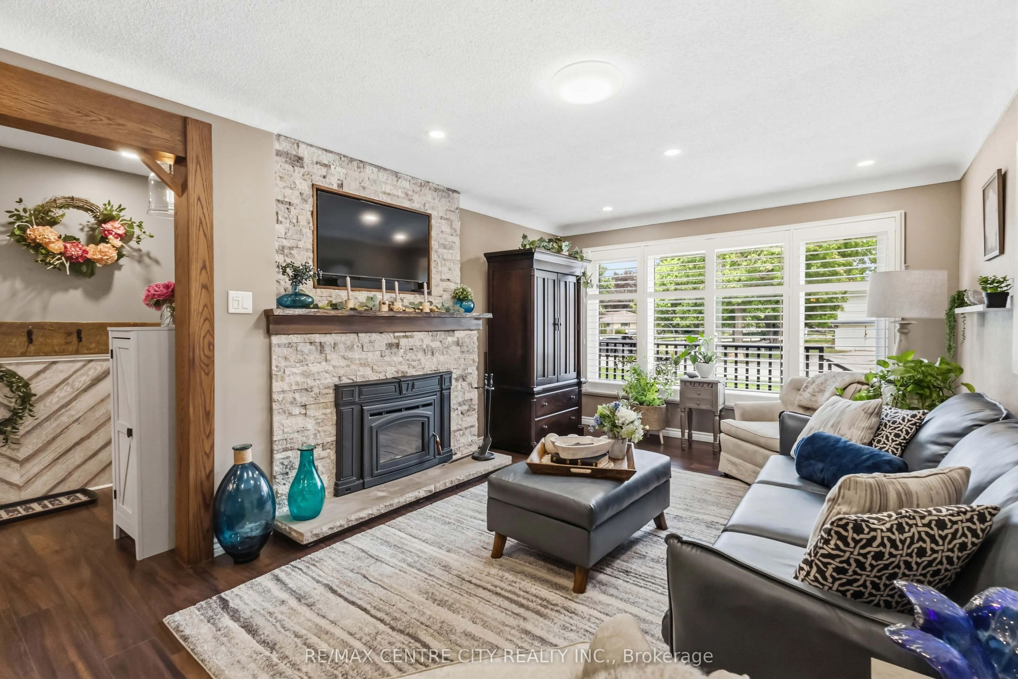 70 Brentwood Crescent