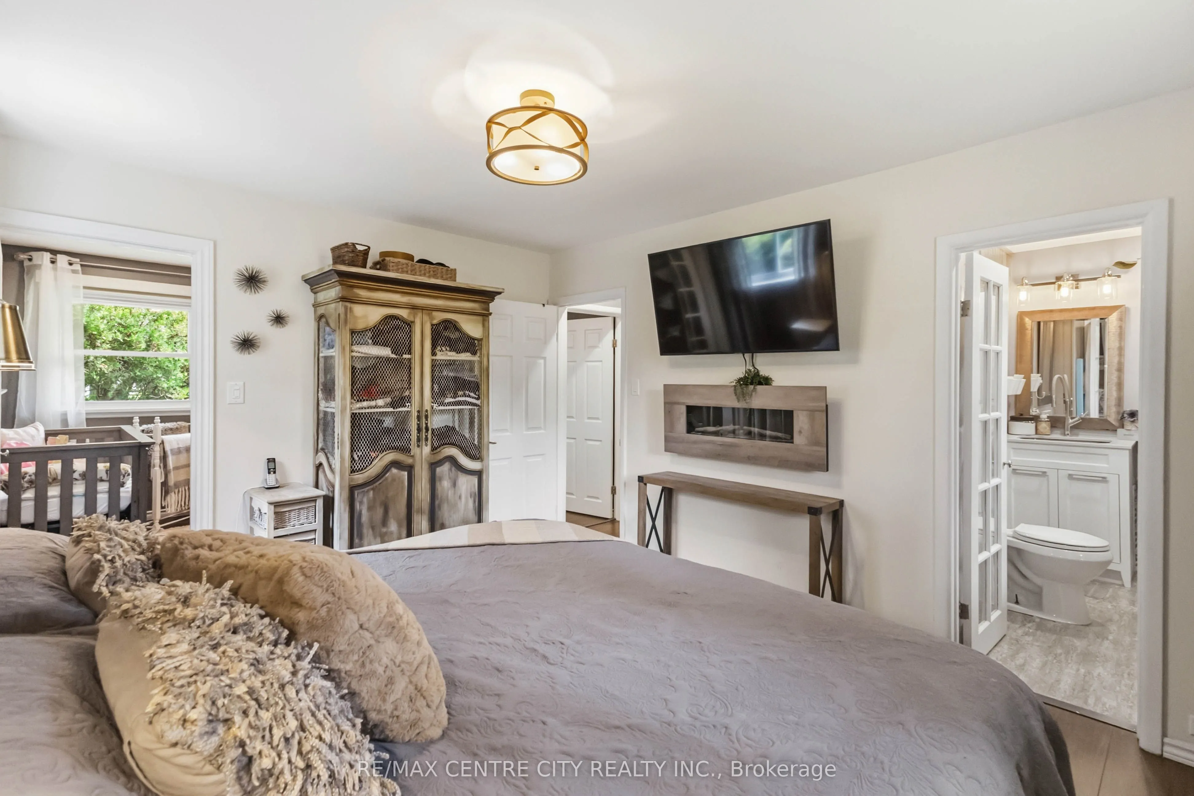 70 Brentwood Crescent