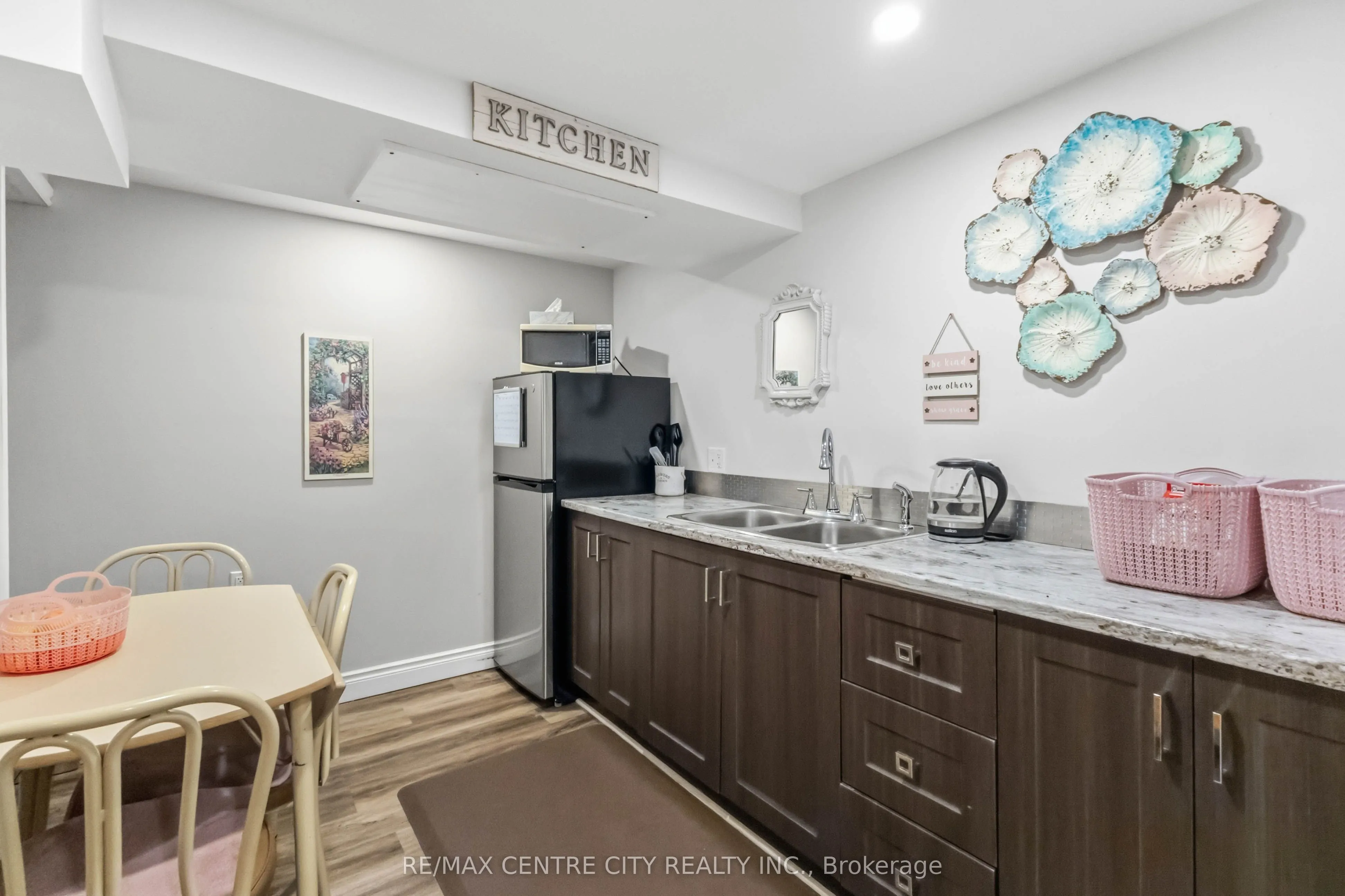 70 Brentwood Crescent
