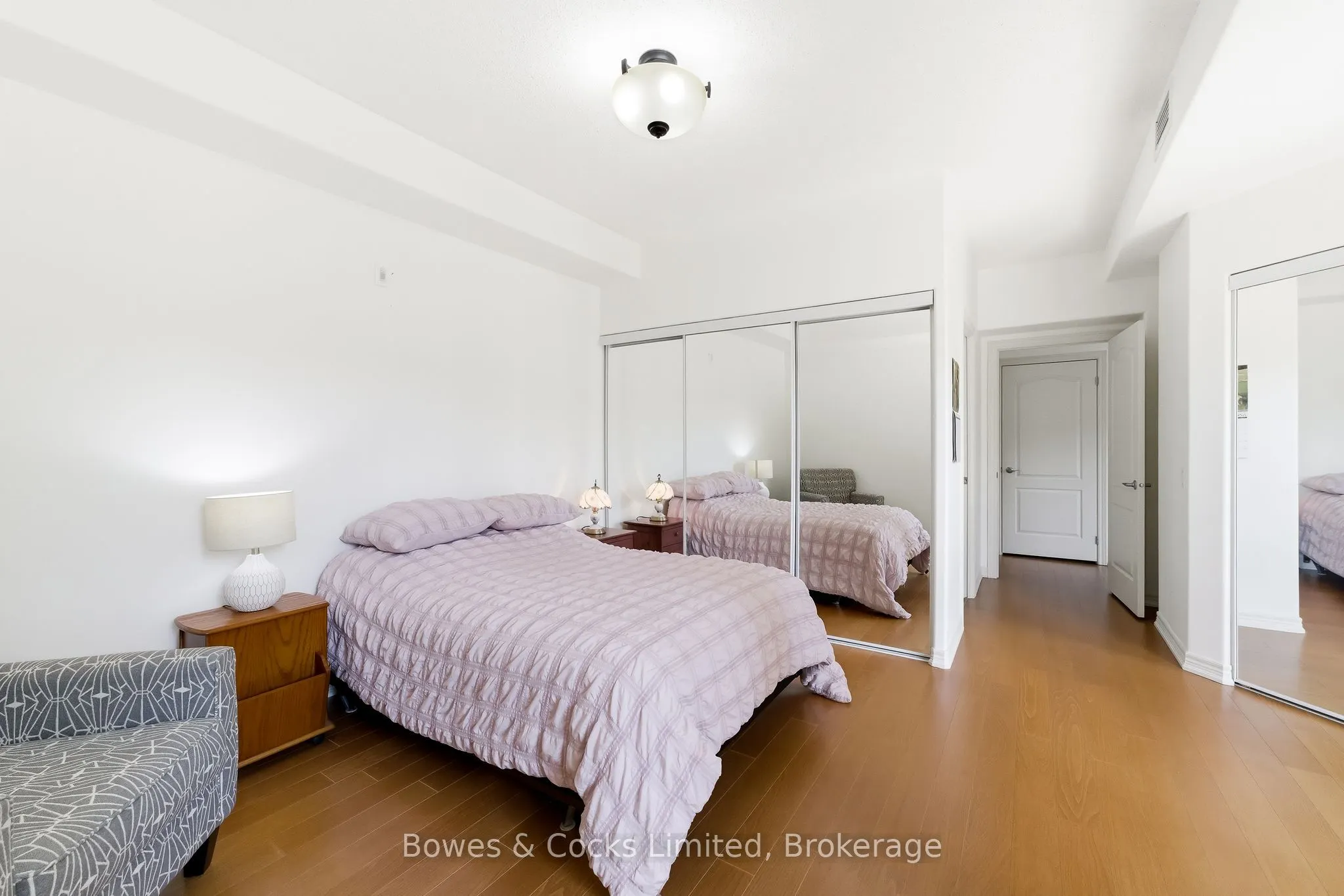 869 Clonsilla Avenue #110