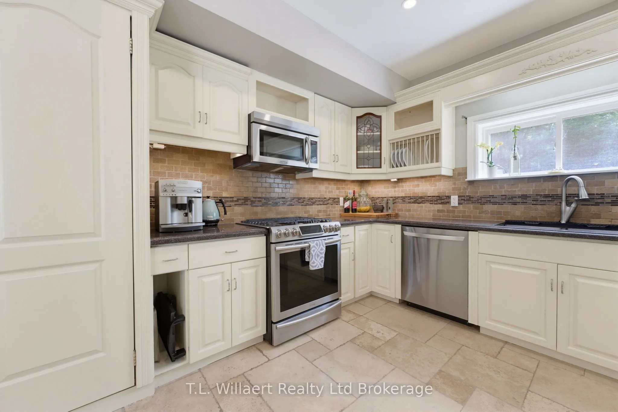 1410 Mcdowell Road E