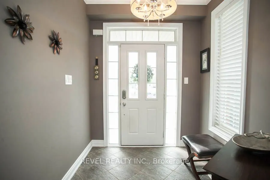 10 Bisset Avenue