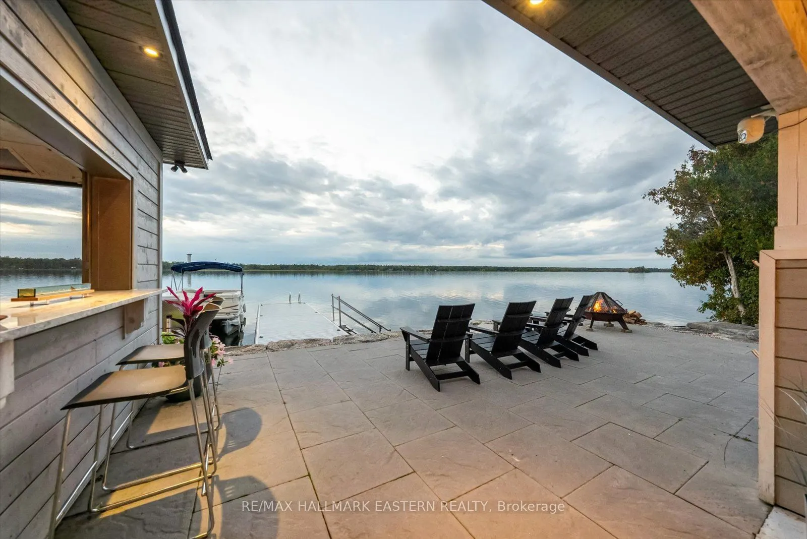 2112 Truman Drive