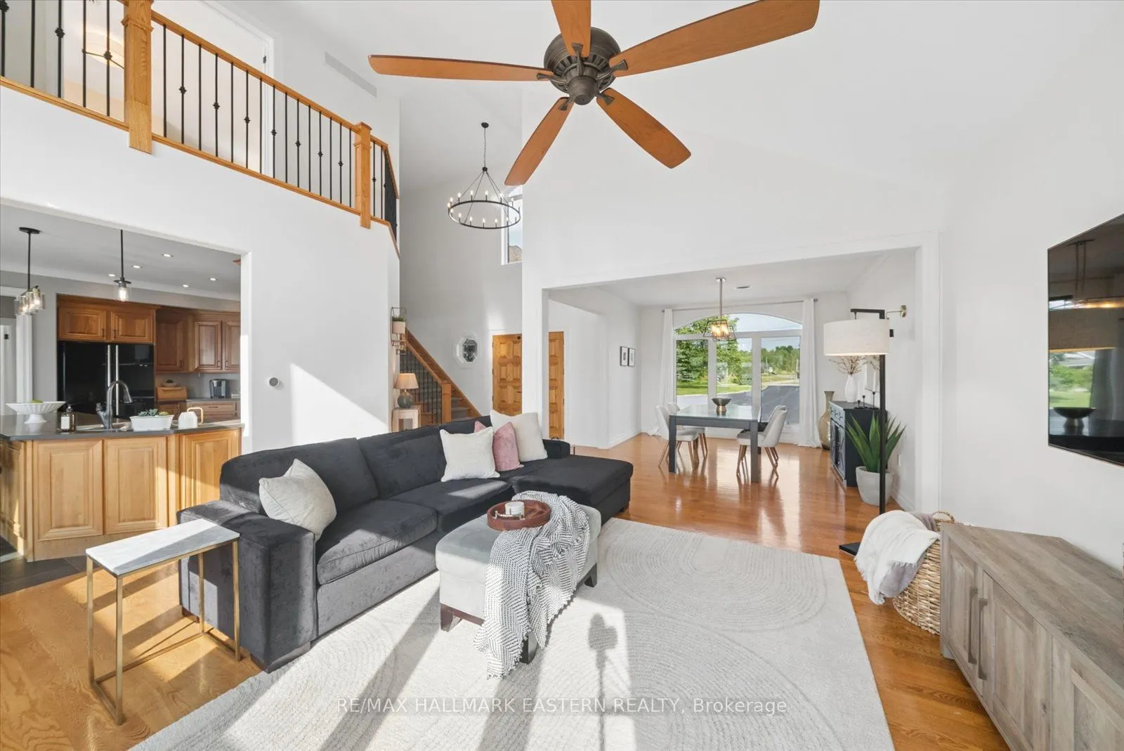 2112 Truman Drive