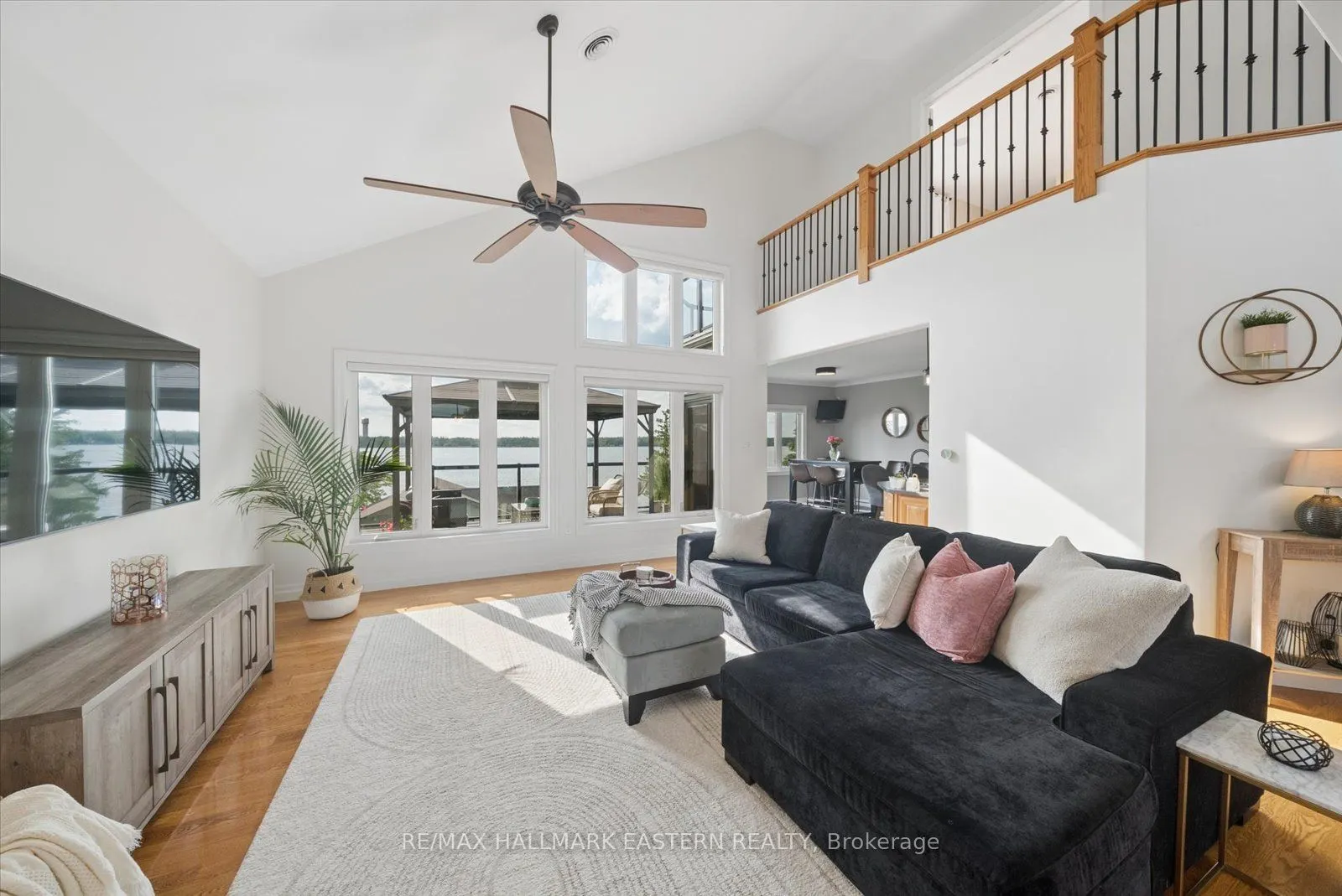 2112 Truman Drive